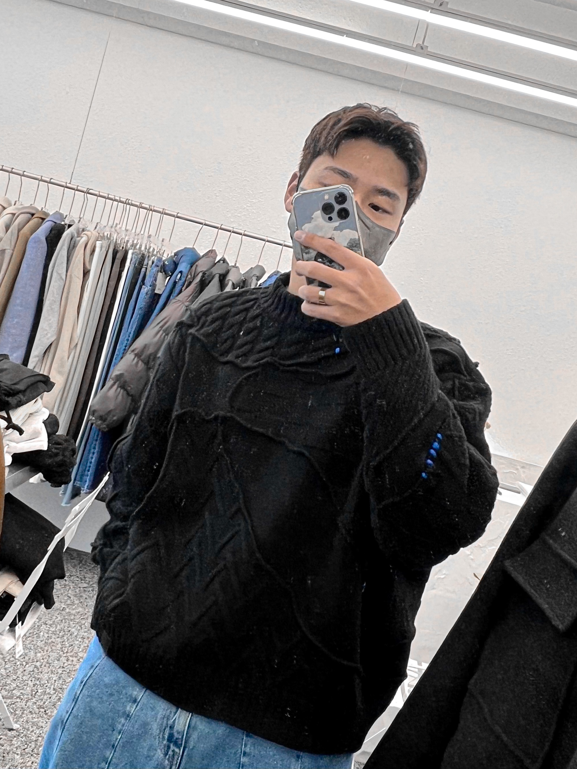 Zara x Ader Error Patchwork Oversize Knit Sweater Black 착용 스타일
