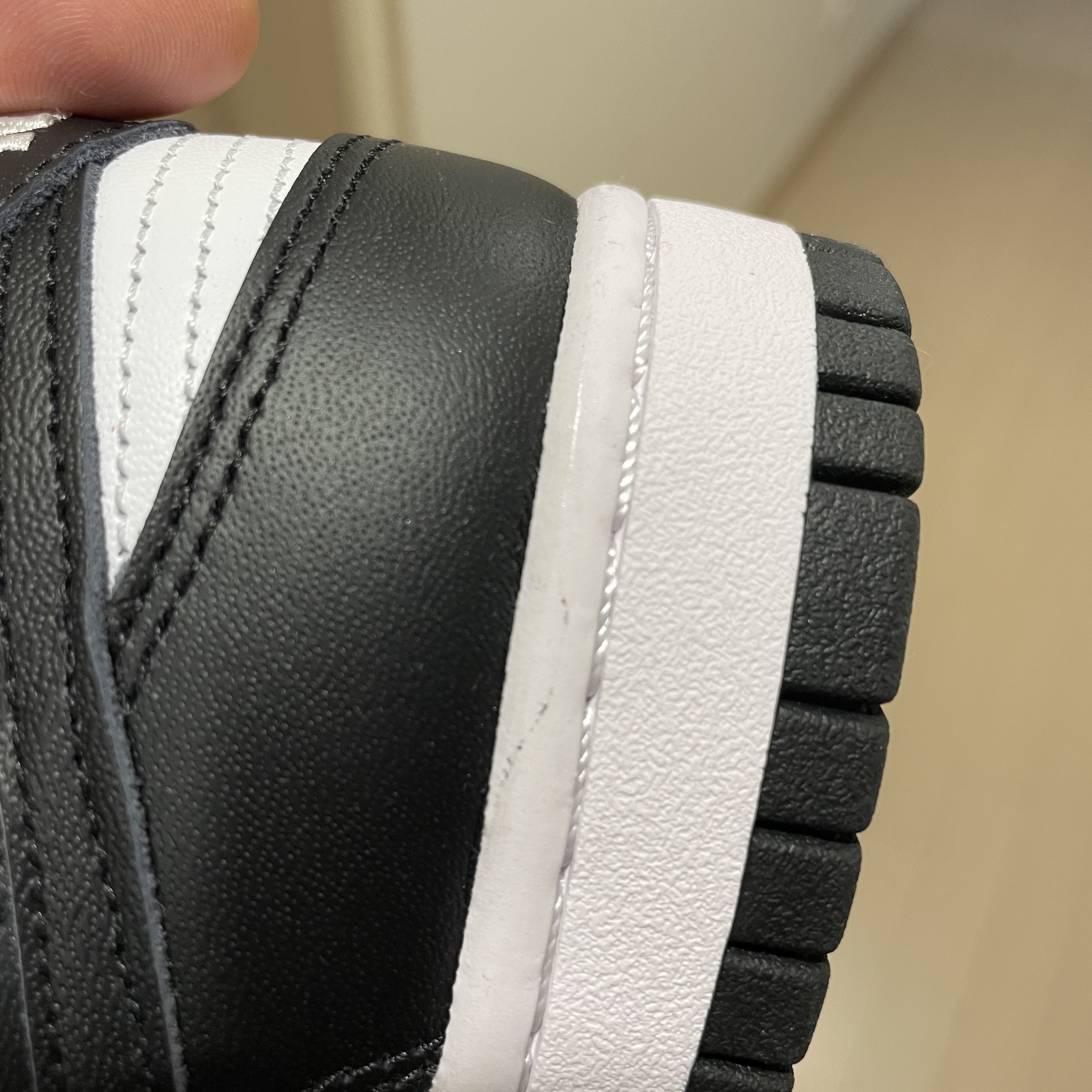 (W) Nike Dunk Low Black 착용 스타일 - 3