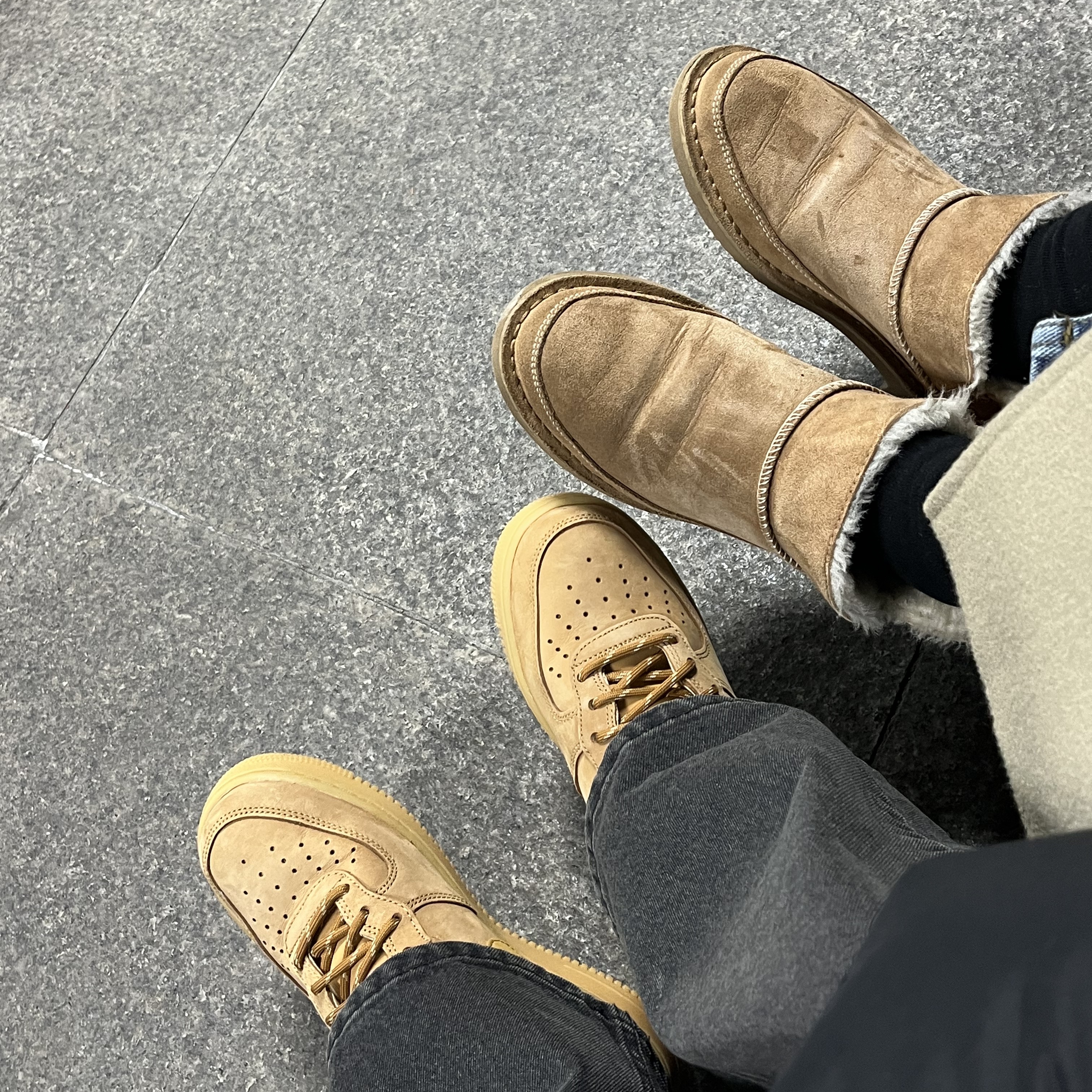 Nike Air Force 1 Mid '07 WB Flax 착용 스타일