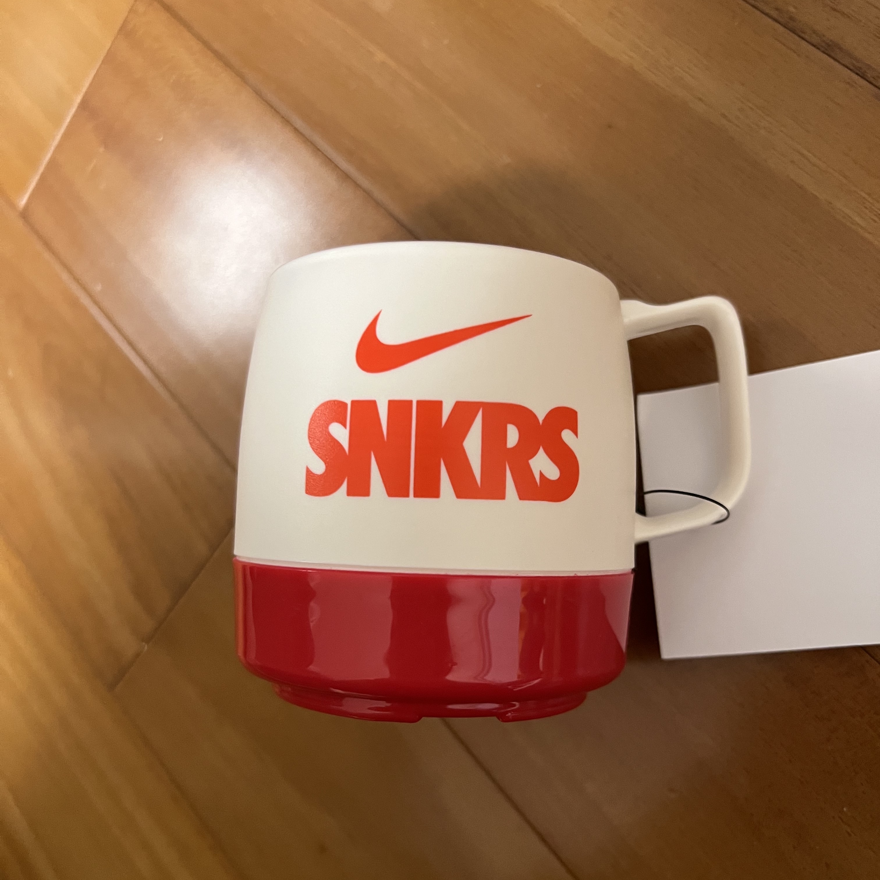 Helinox x Nike SNKRS Lounge Souvenir Dinex Mug White 착용 스타일