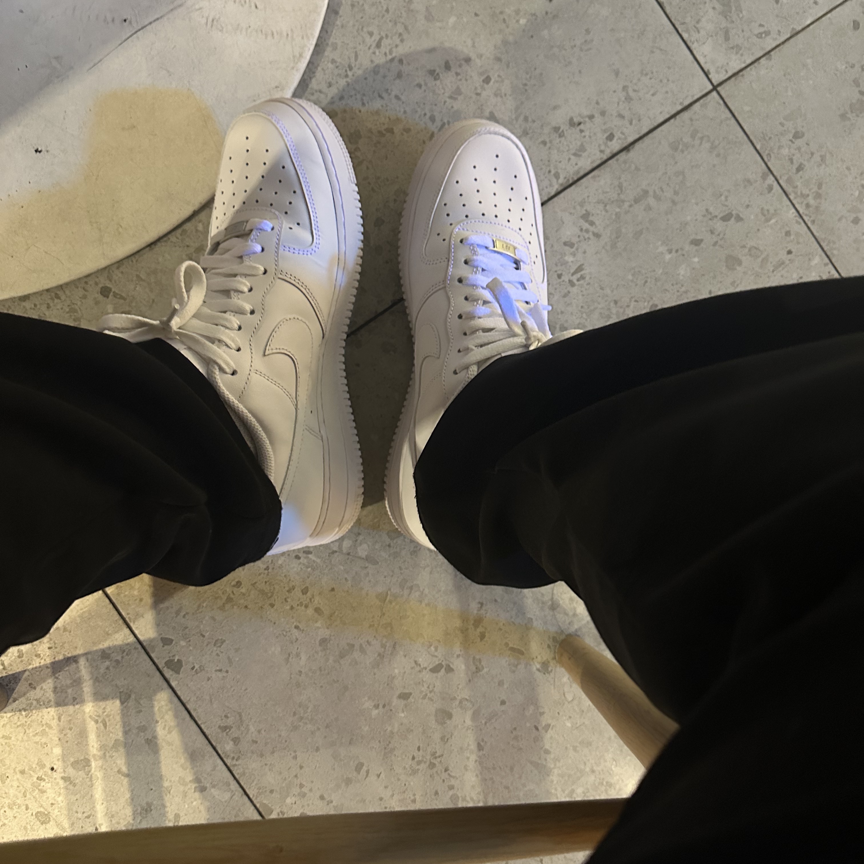 Nike Air Force 1 '07 Low White 착용 스타일