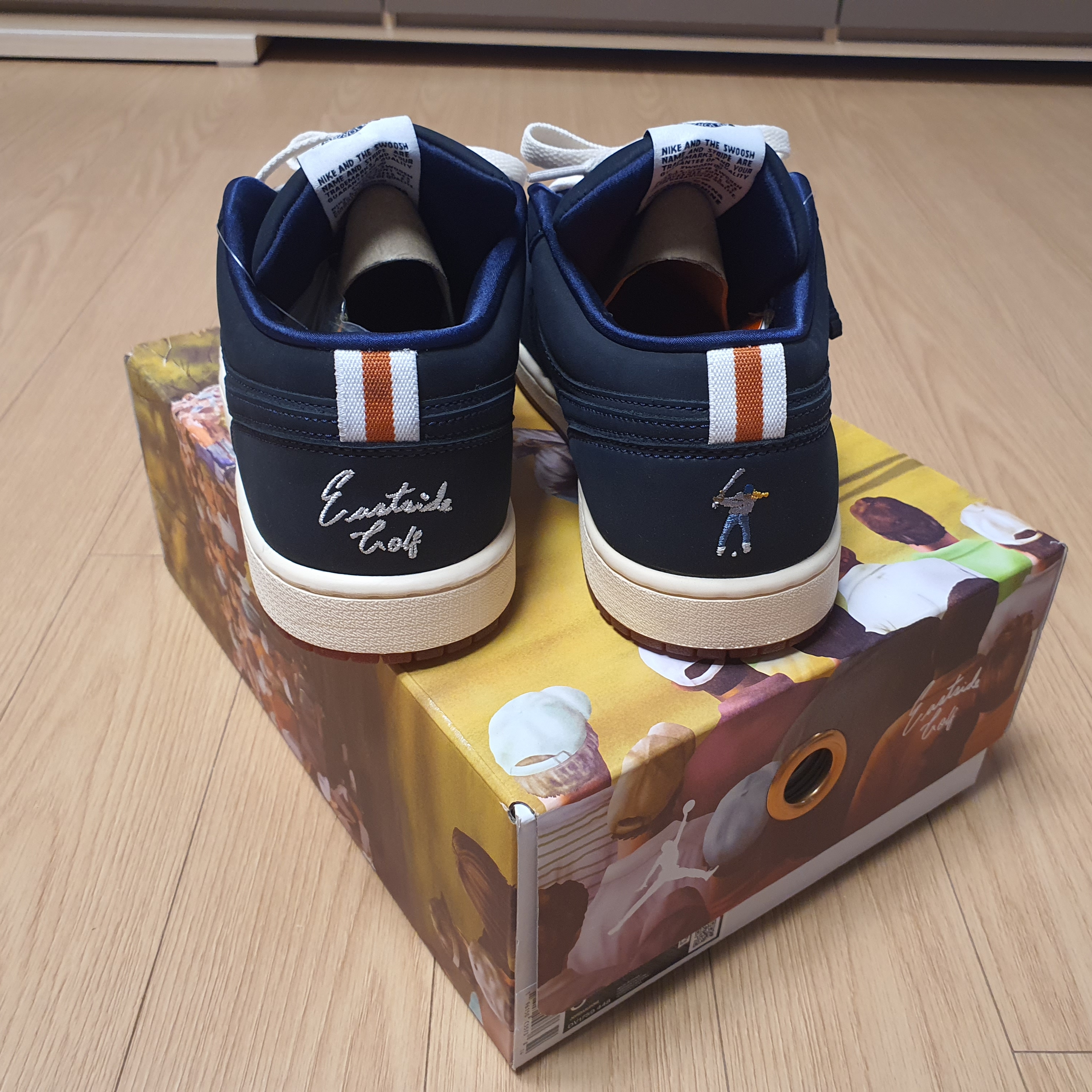 Jordan 1 x Eastside Golf Low Midnight Navy 착용 스타일 - 4