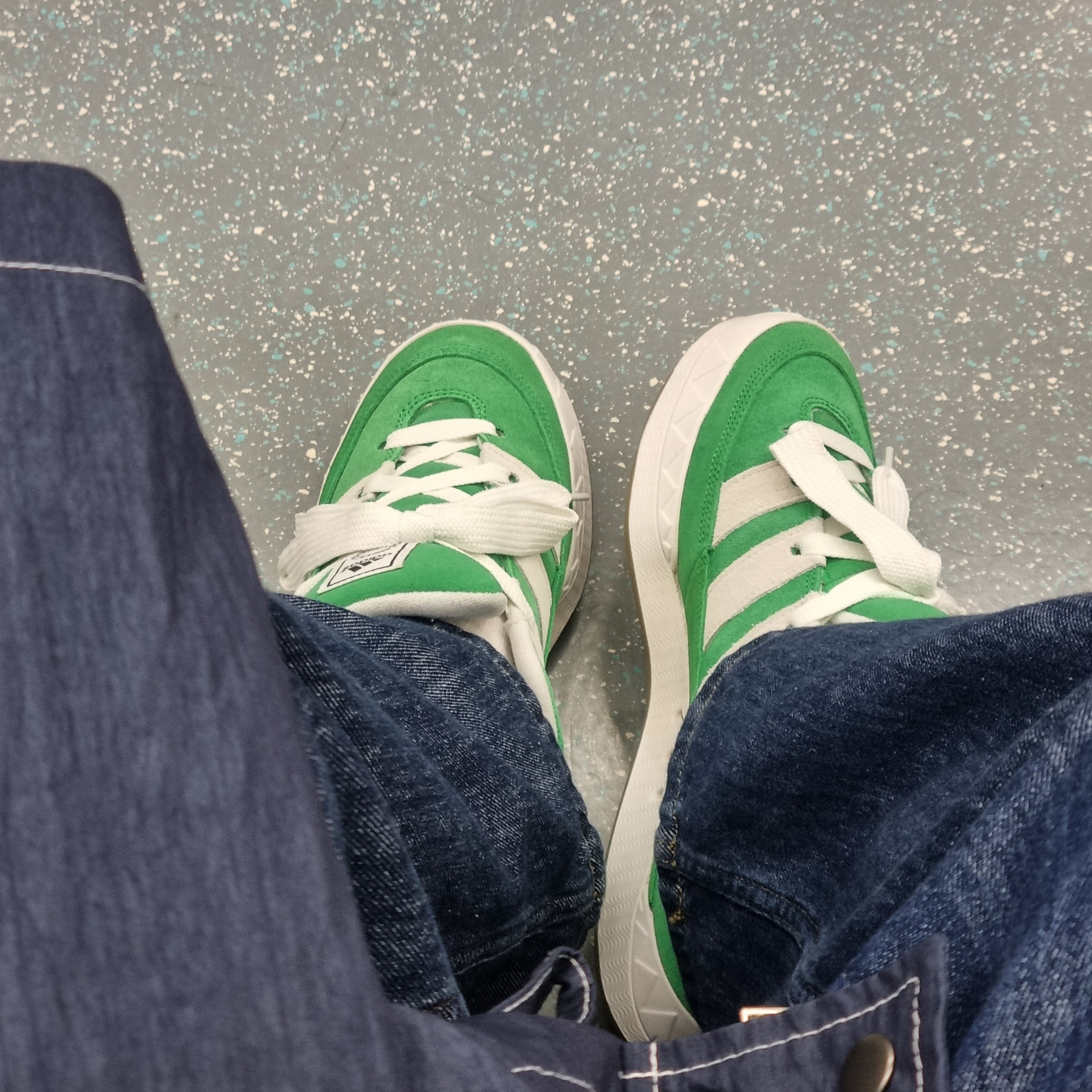 Adidas Adimatic Green 착용 스타일 - 2