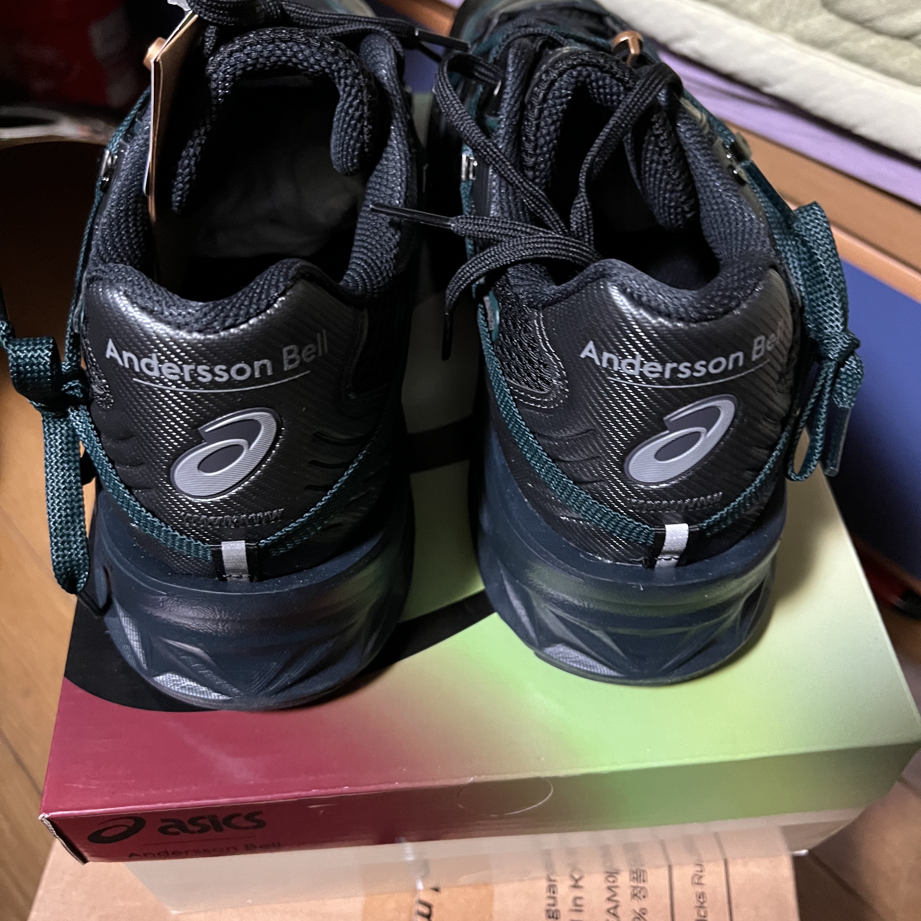 Asics x Andersson Bell HN2-S Protoblast Black 착용 스타일 - 4