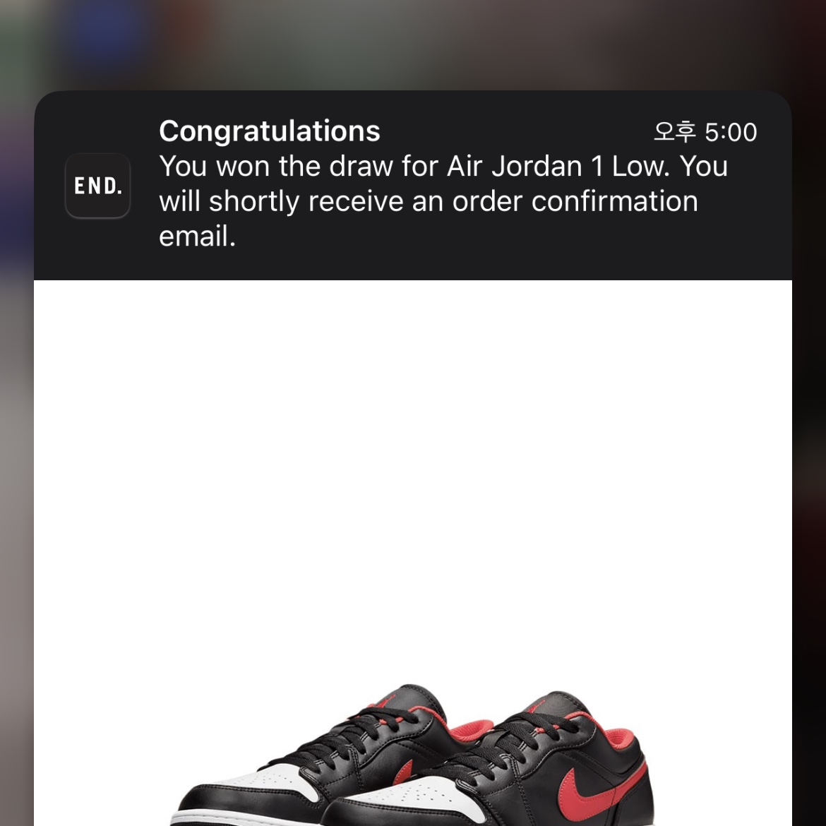Jordan 1 Low Black Fire Red 착용 스타일 - 1