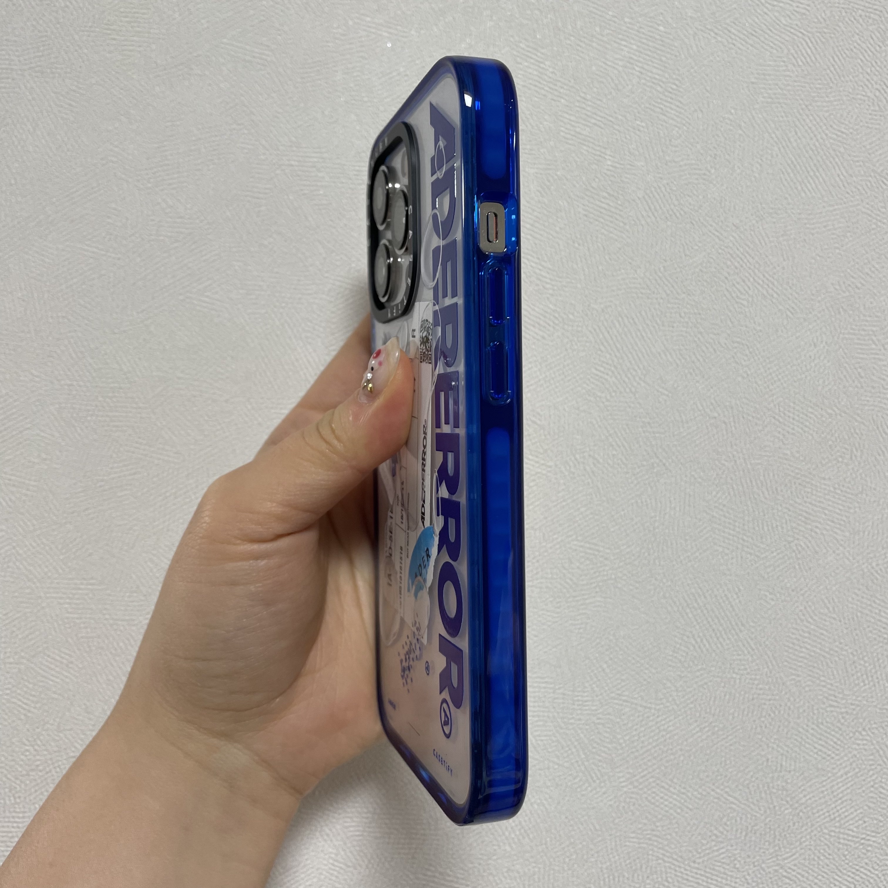 Casetify x Ader Error iPhone Sticker Magsafe Case Clear 착용 스타일 - 2