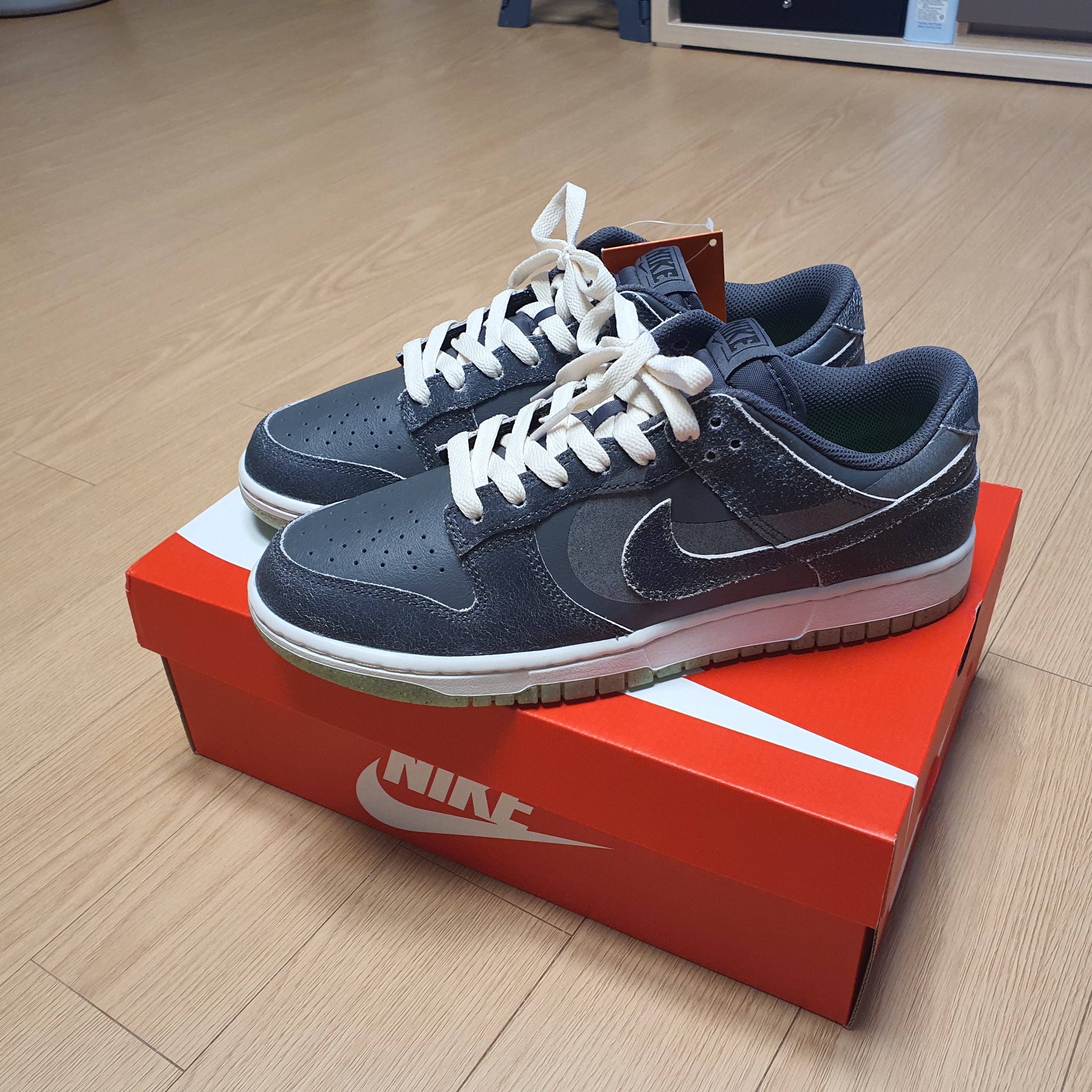 Nike Dunk Low Retro PRM Halloween 착용 스타일 - 2