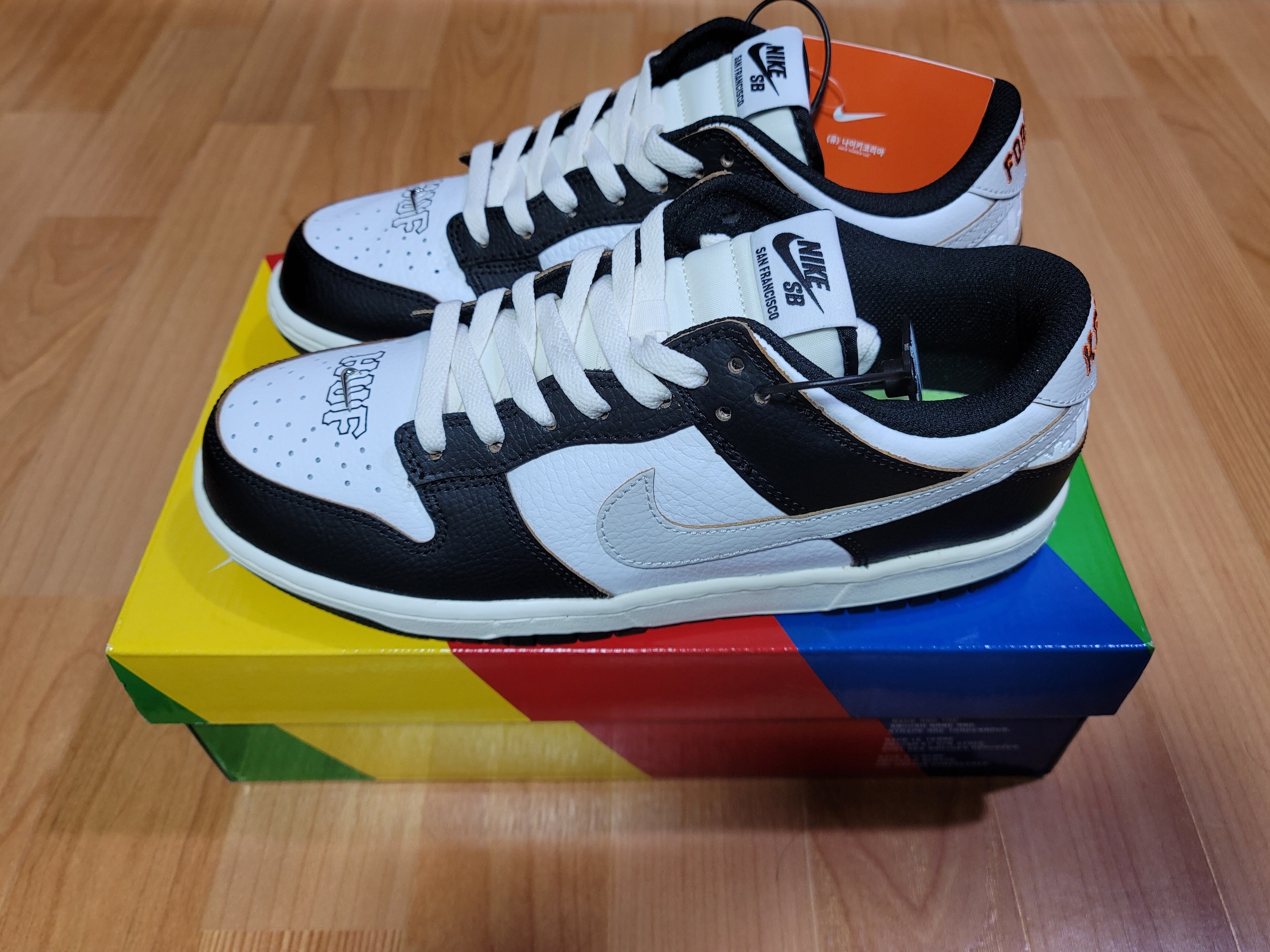 Nike x HUF SB Dunk Low San Francisco 착용 스타일 - 2