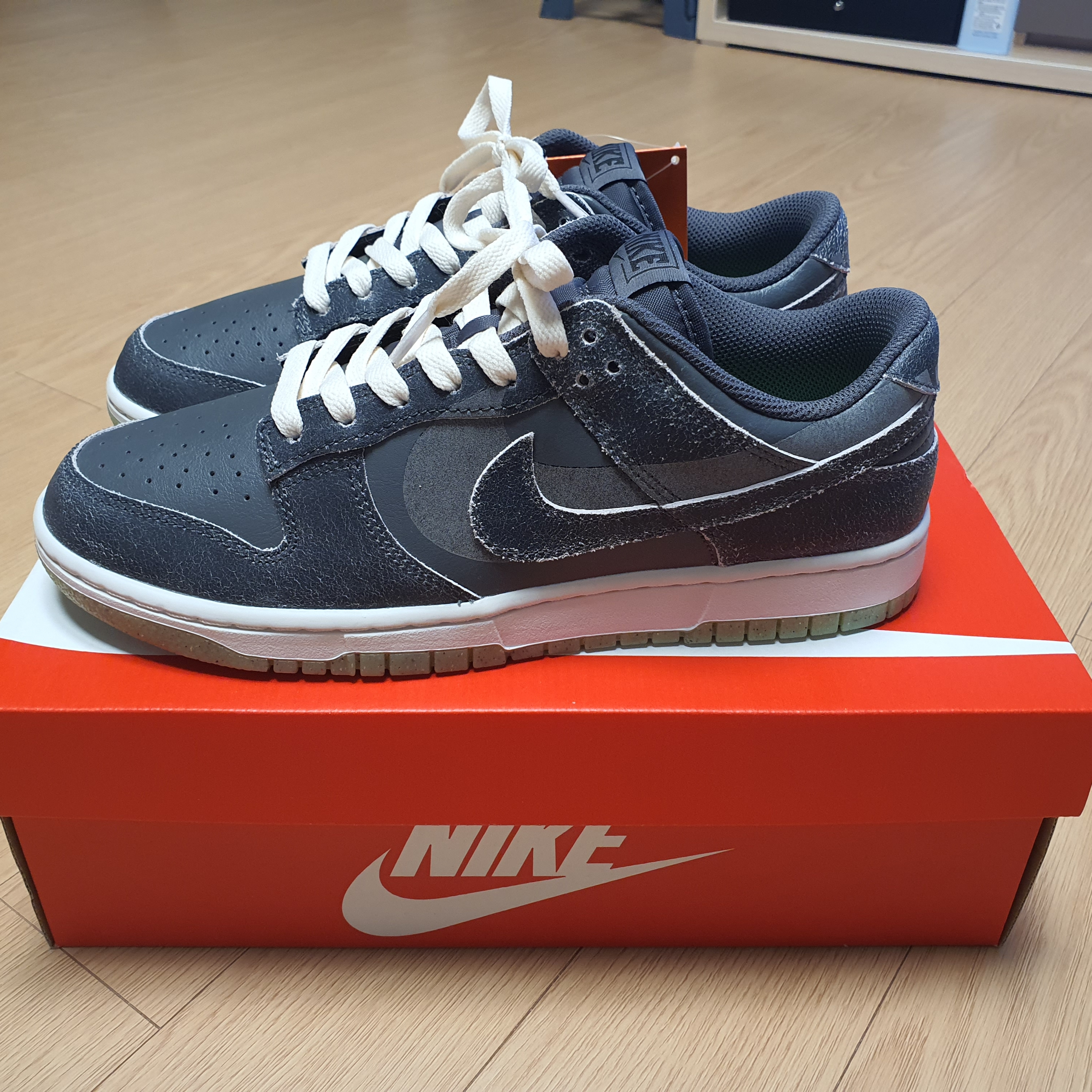 Nike Dunk Low Retro PRM Halloween 착용 스타일 - 1