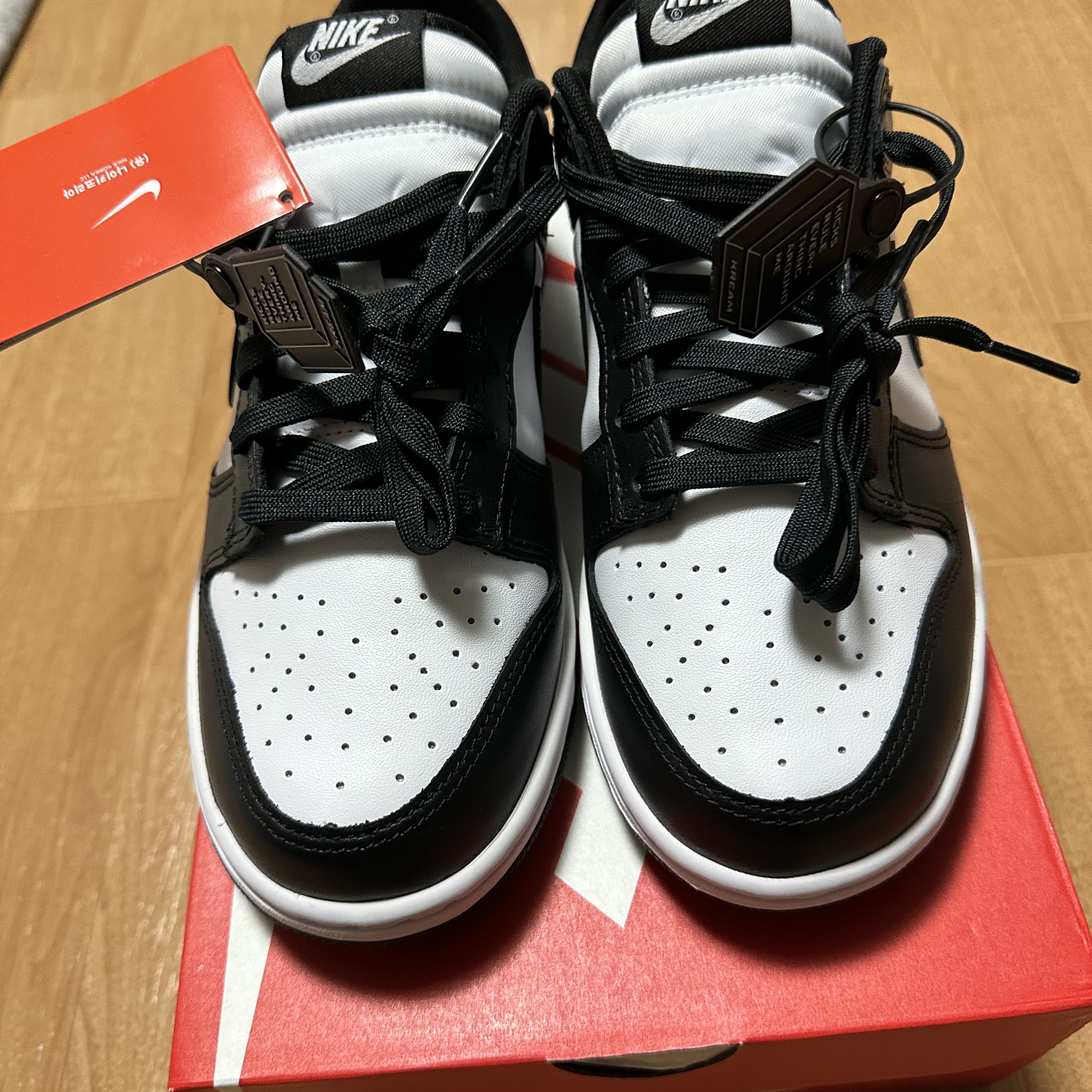 Nike Dunk Low Retro Black 착용 스타일 - 1