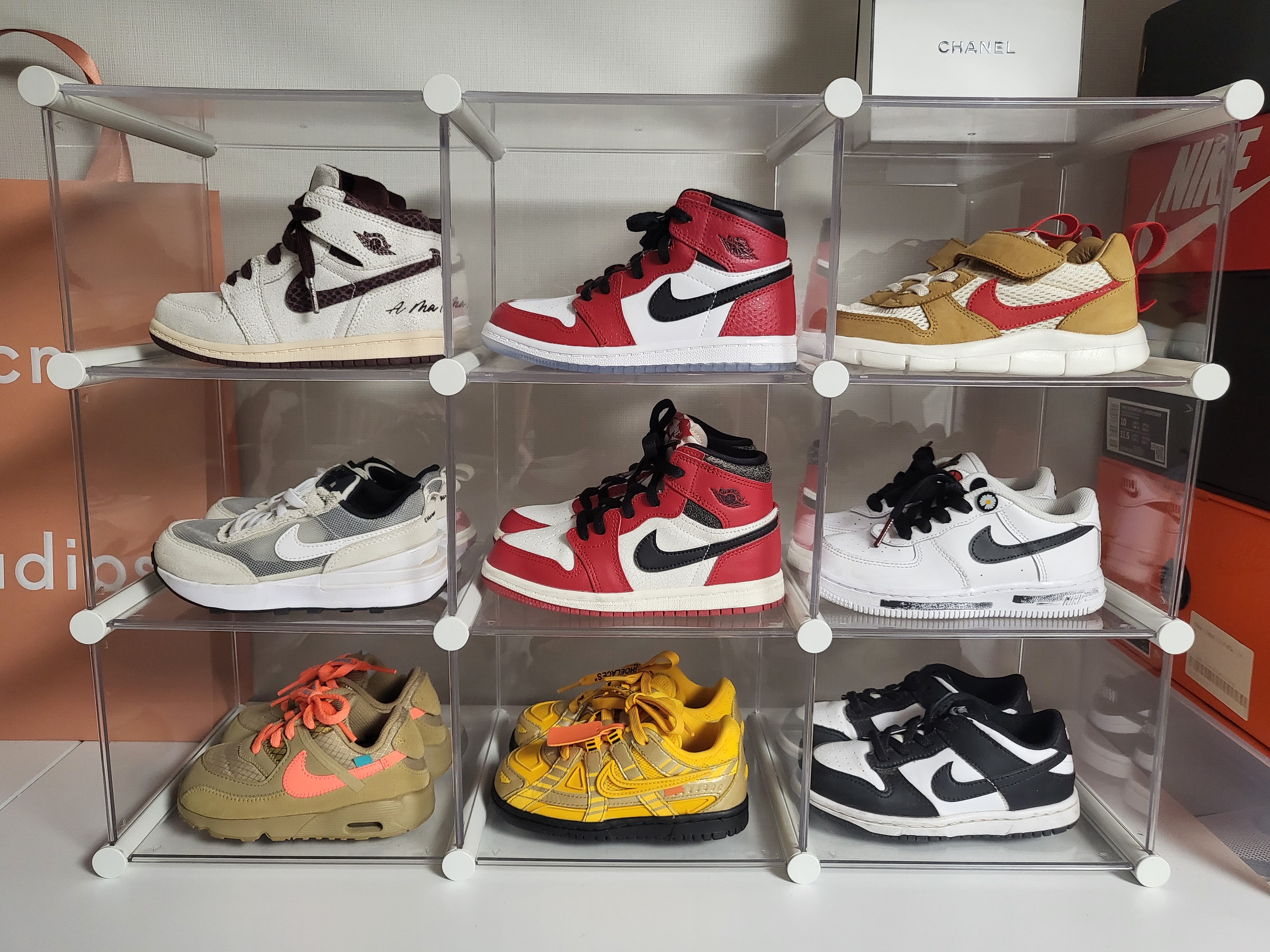 (TD) Jordan 1 x A Ma Maniere Retro High OG SP Burgundy and Sail, (TD) Jordan 1 Retro High Spider-Man Origin Story 착용 스타일