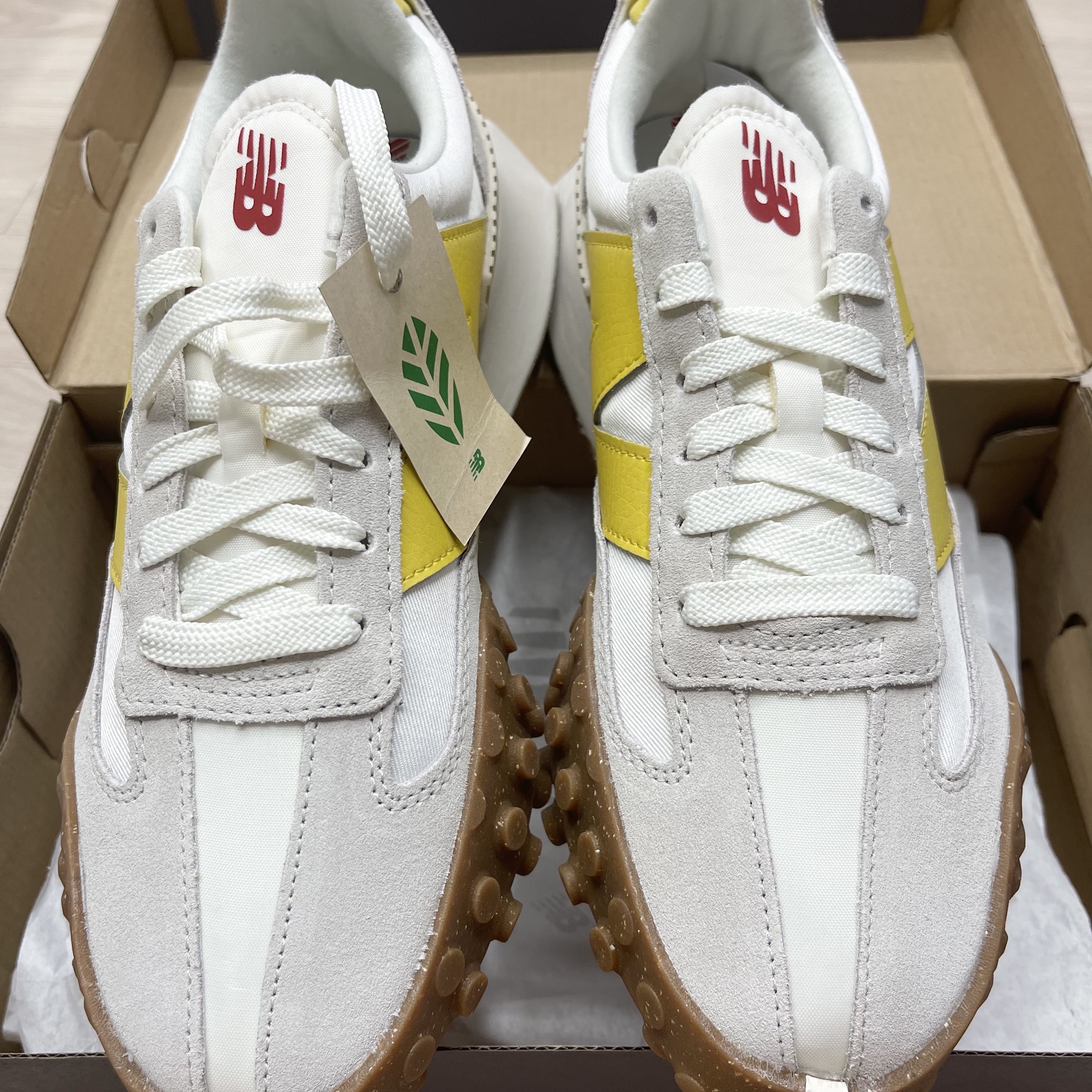 New Balance XC-72 Yellow 착용 스타일 - 3