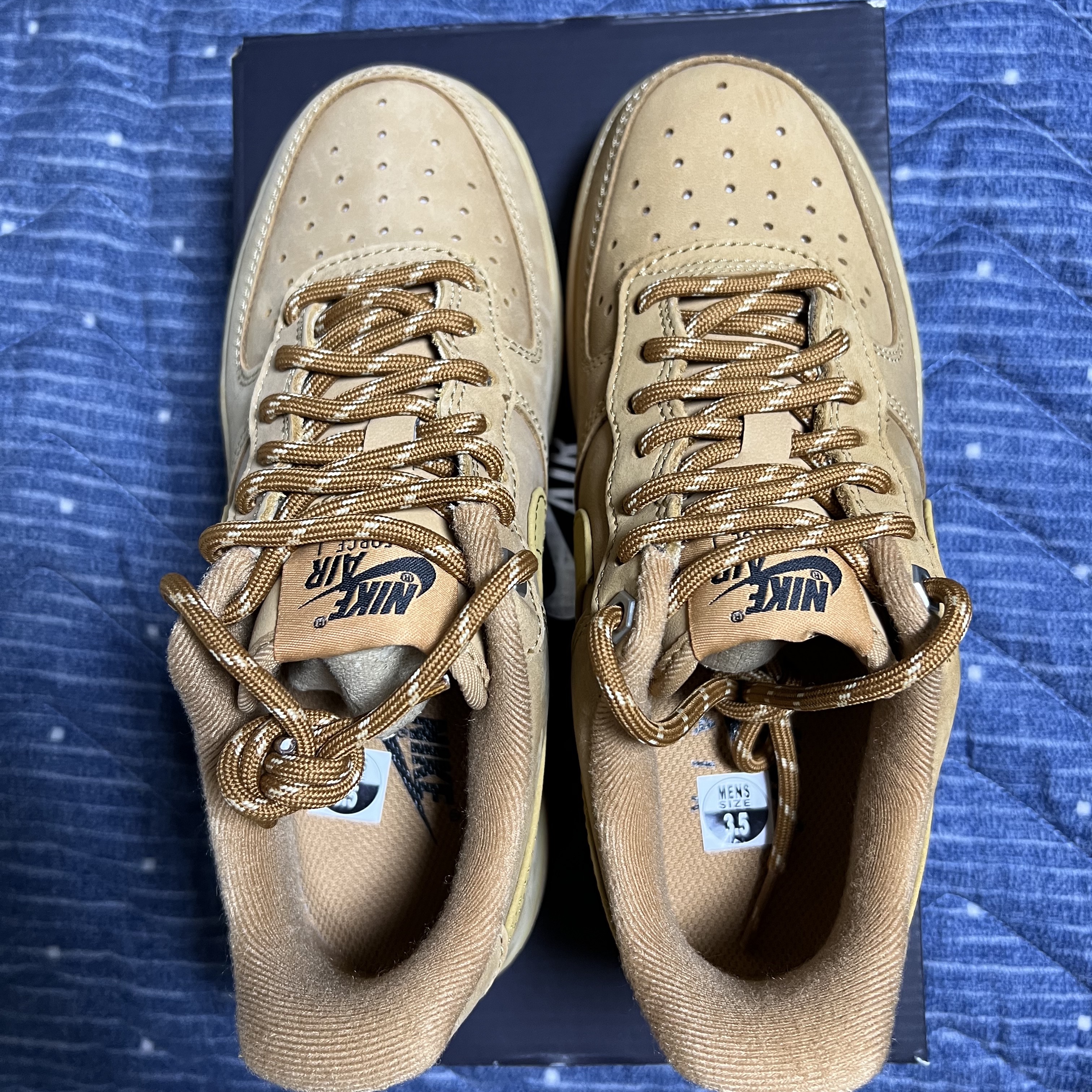 Nike Air Force 1 '07 WB Flax 착용 스타일 - 1