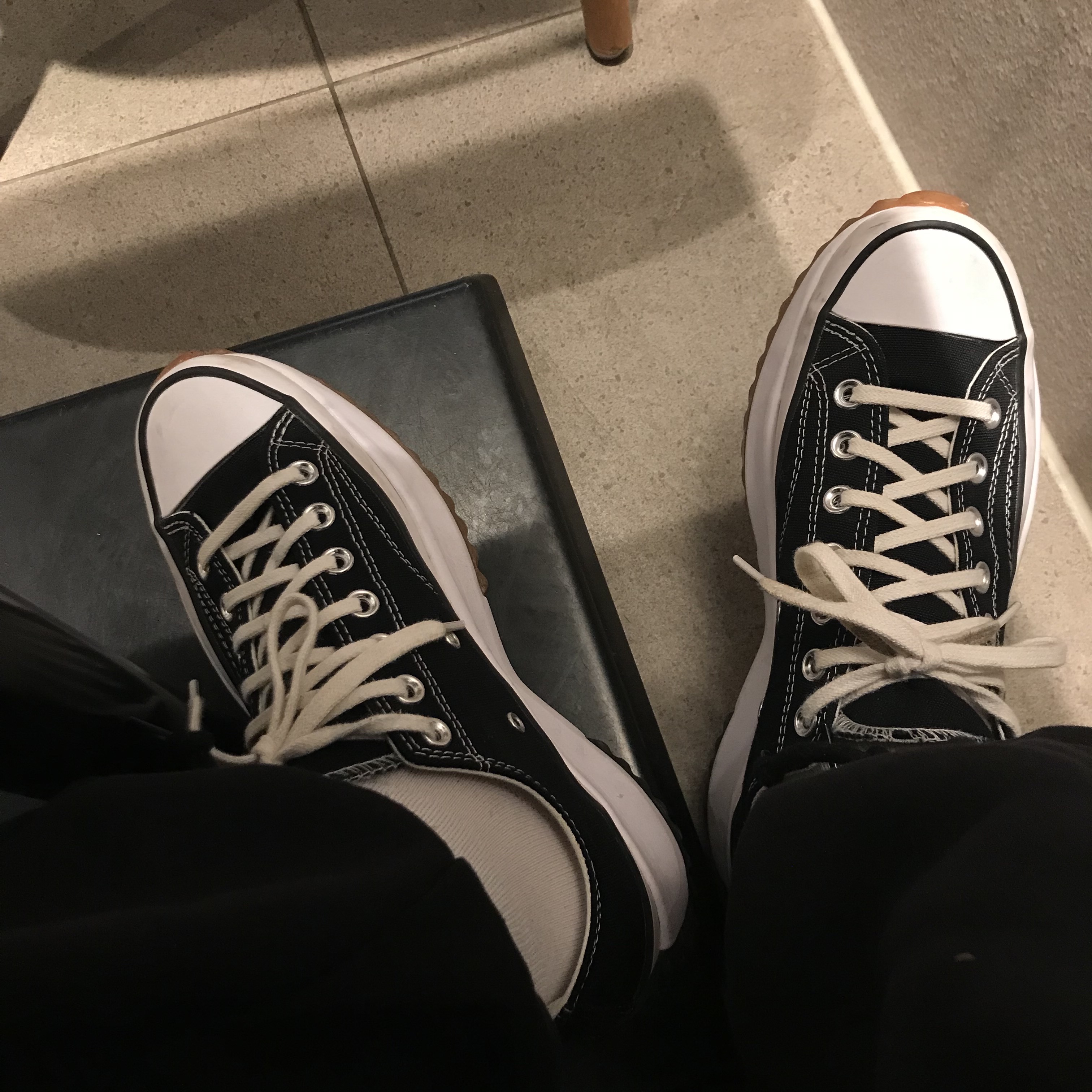 Converse Run Star Hike Low Black 착용 스타일