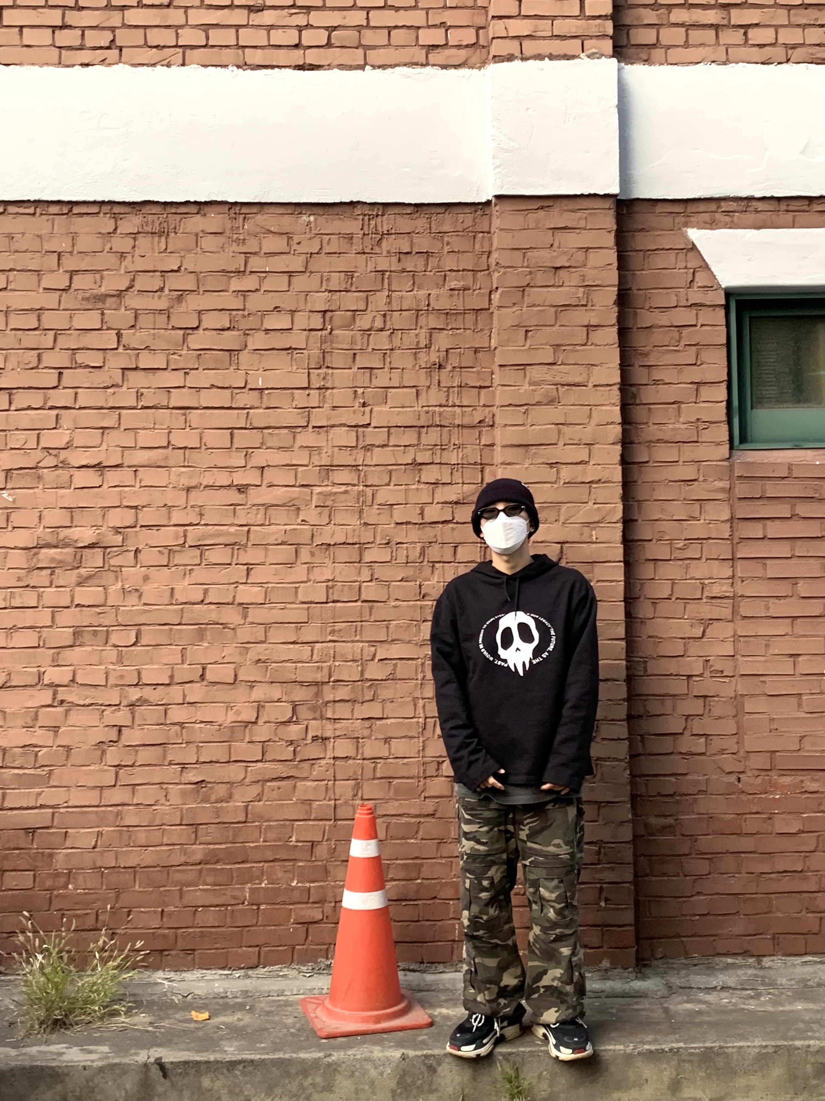 Our Legacy Loose Hoodie Maverick Skull Print Black, Palace Head Top Beanie Black - 21FW 착용 스타일 - 3