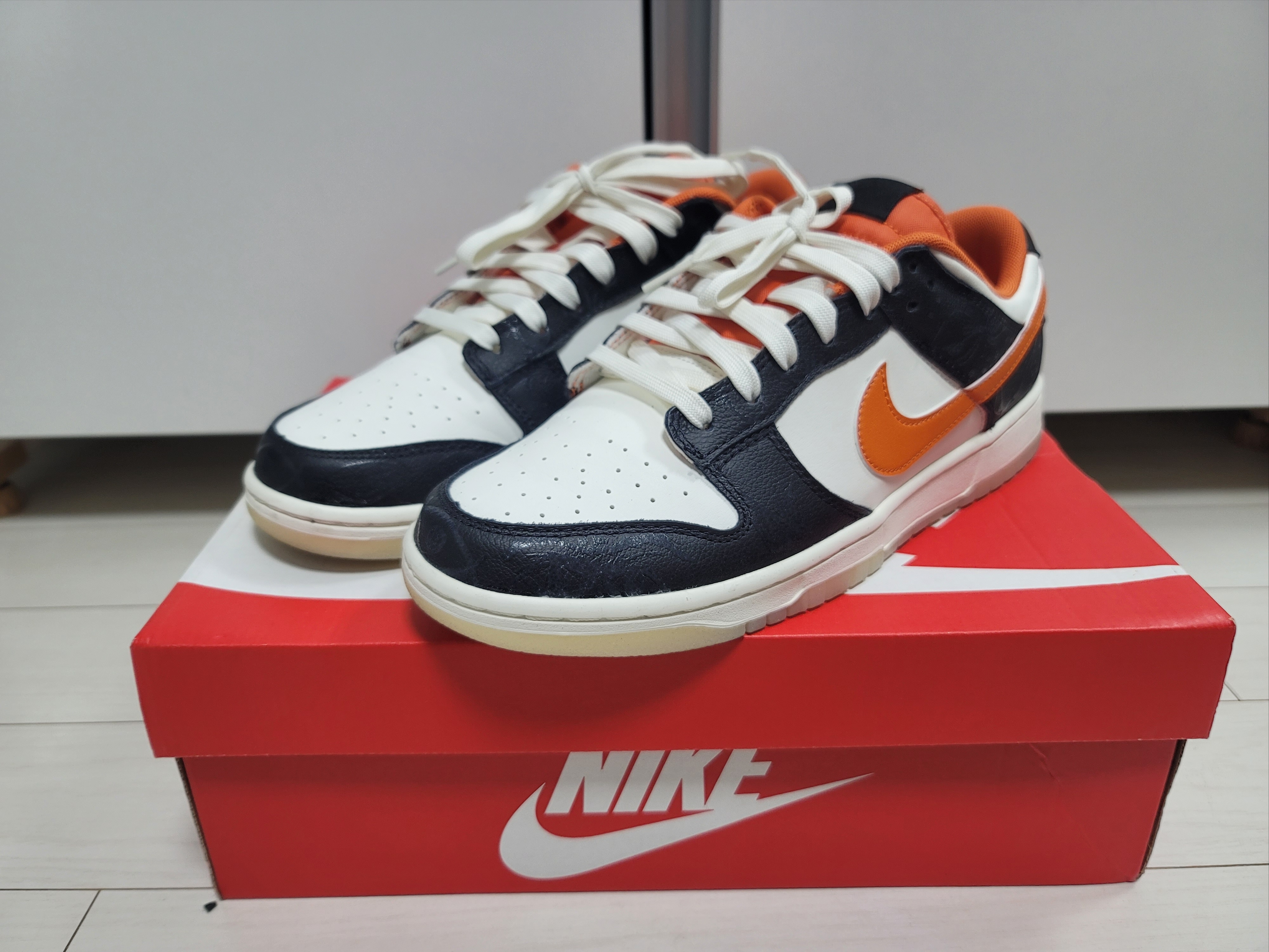 Nike Dunk Low Retro PRM Halloween 착용 스타일