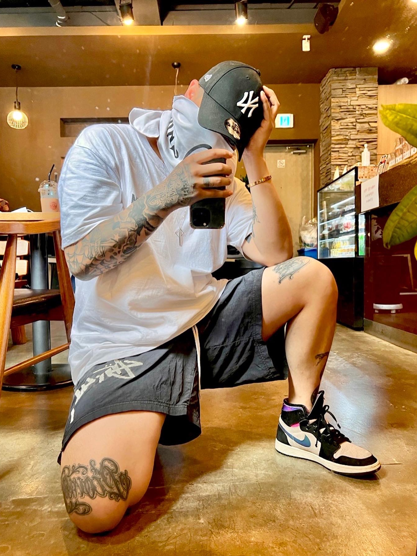 Nike x Stussy Water Shorts Off Noir, Jordan 1 Mid Light Smoke Grey Anthracite 착용 스타일 - 2