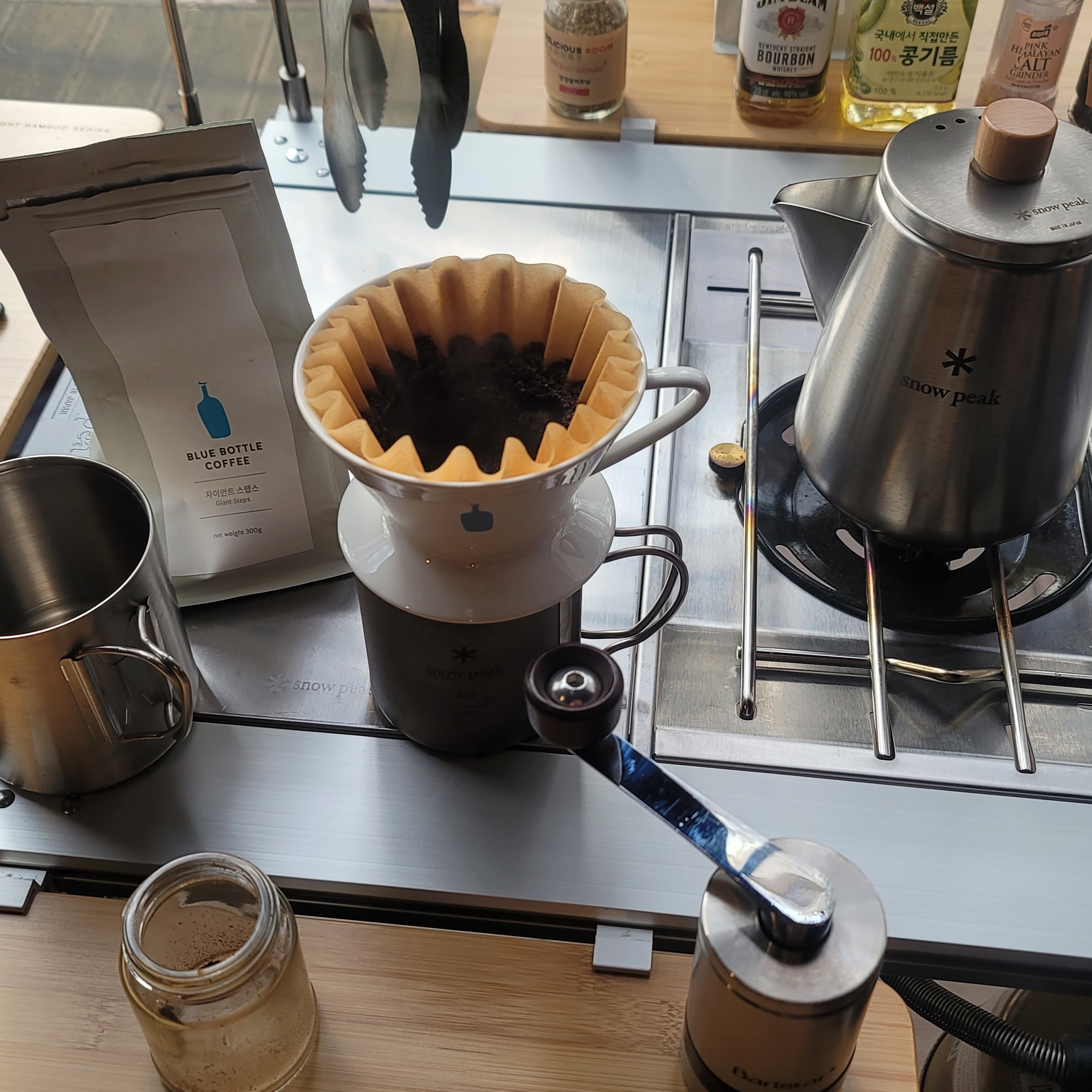 Snow Peak Flat Burner (Korean Ver.), Snow Peak Field Barista Kettle 착용 스타일