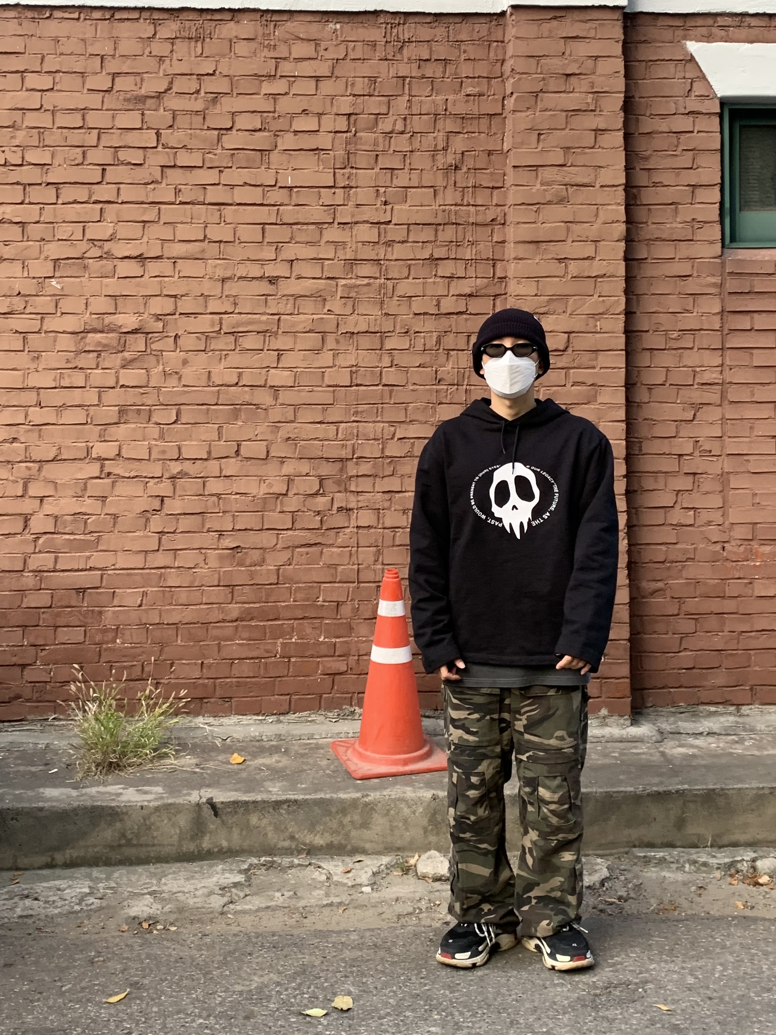 Our Legacy Loose Hoodie Maverick Skull Print Black, Palace Head Top Beanie Black - 21FW 착용 스타일 - 2