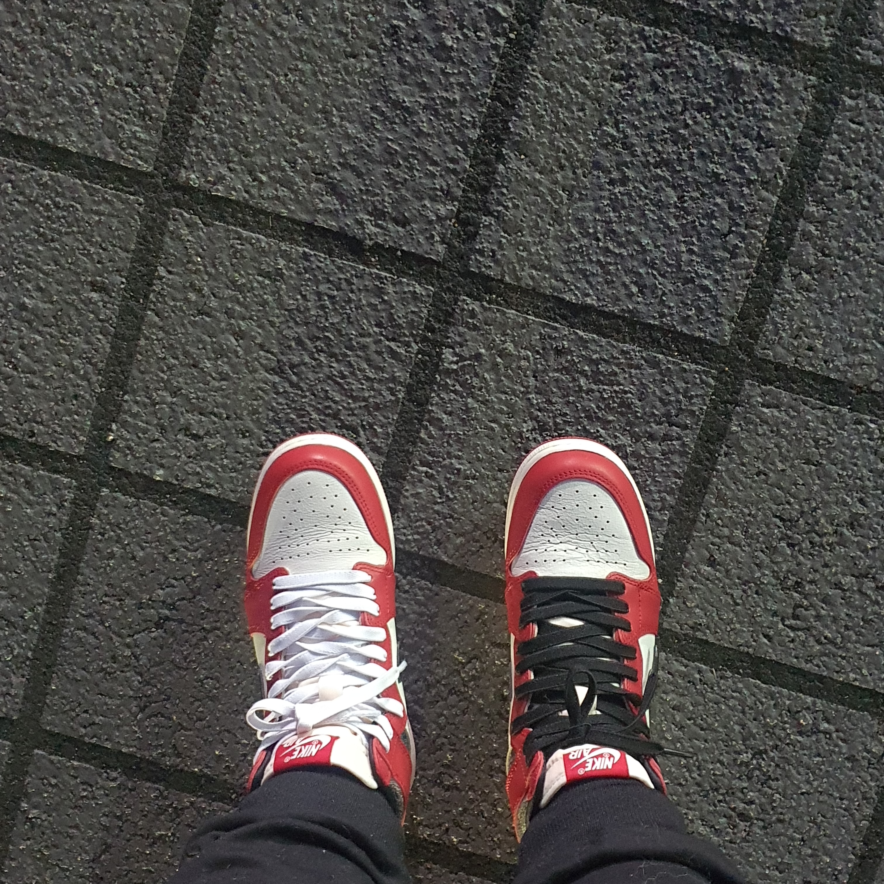 Jordan 1 Retro High OG Chicago 2022, (GS) Jordan 1 Retro High OG Chicago 2022 착용 스타일
