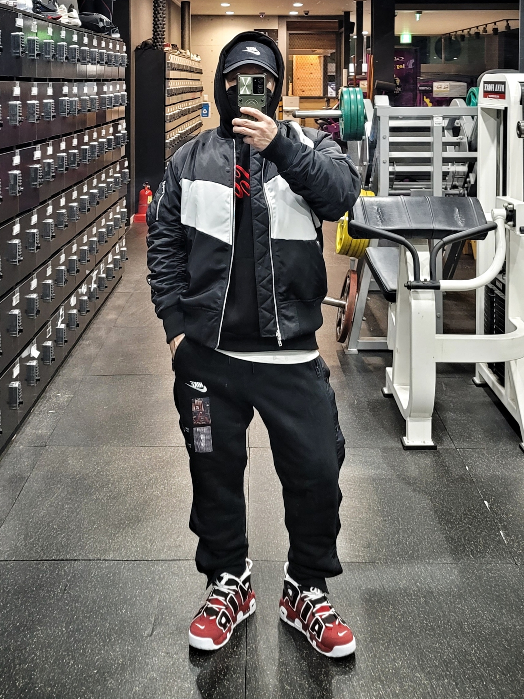 Nike Heritage 86 Futura Washed Cap Black White, Nike Air More Uptempo 96 Bulls 2021 착용 스타일 - 1