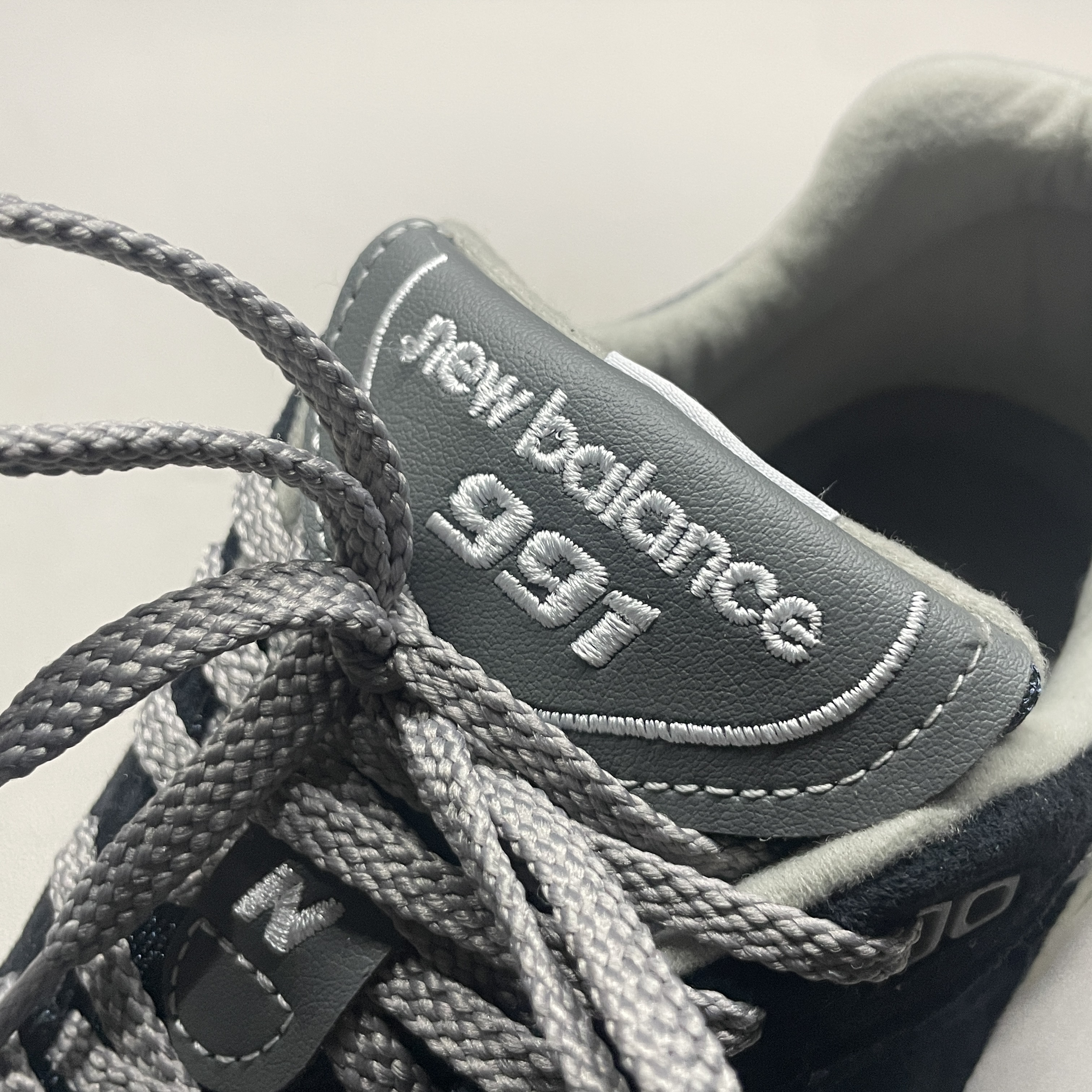 New Balance 991 Made in UK Navy 착용 스타일 - 3