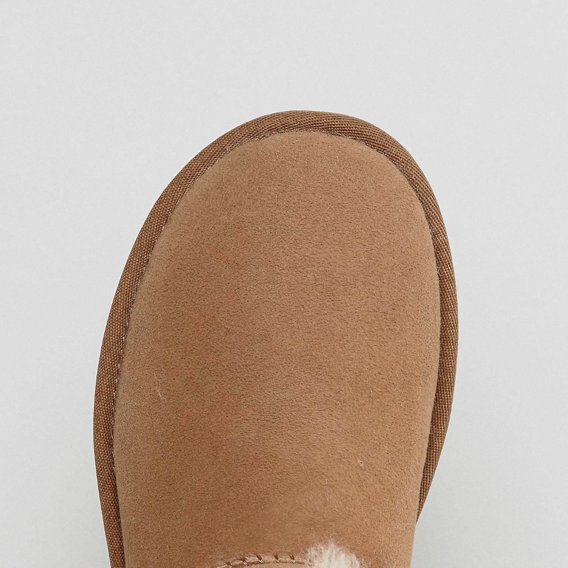 (W) UGG Mini Bailey Button II Boots Chestnut 착용 스타일 - 3