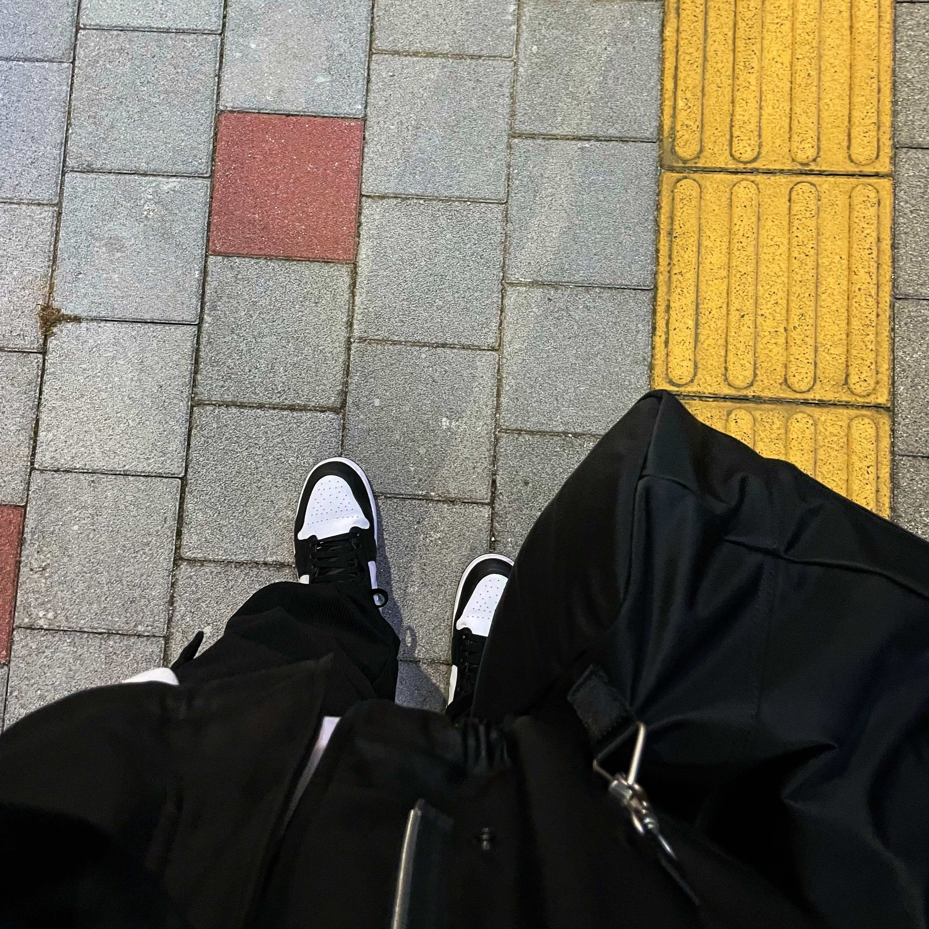 Jordan 1 Mid Racer Blue 착용 스타일 - 2