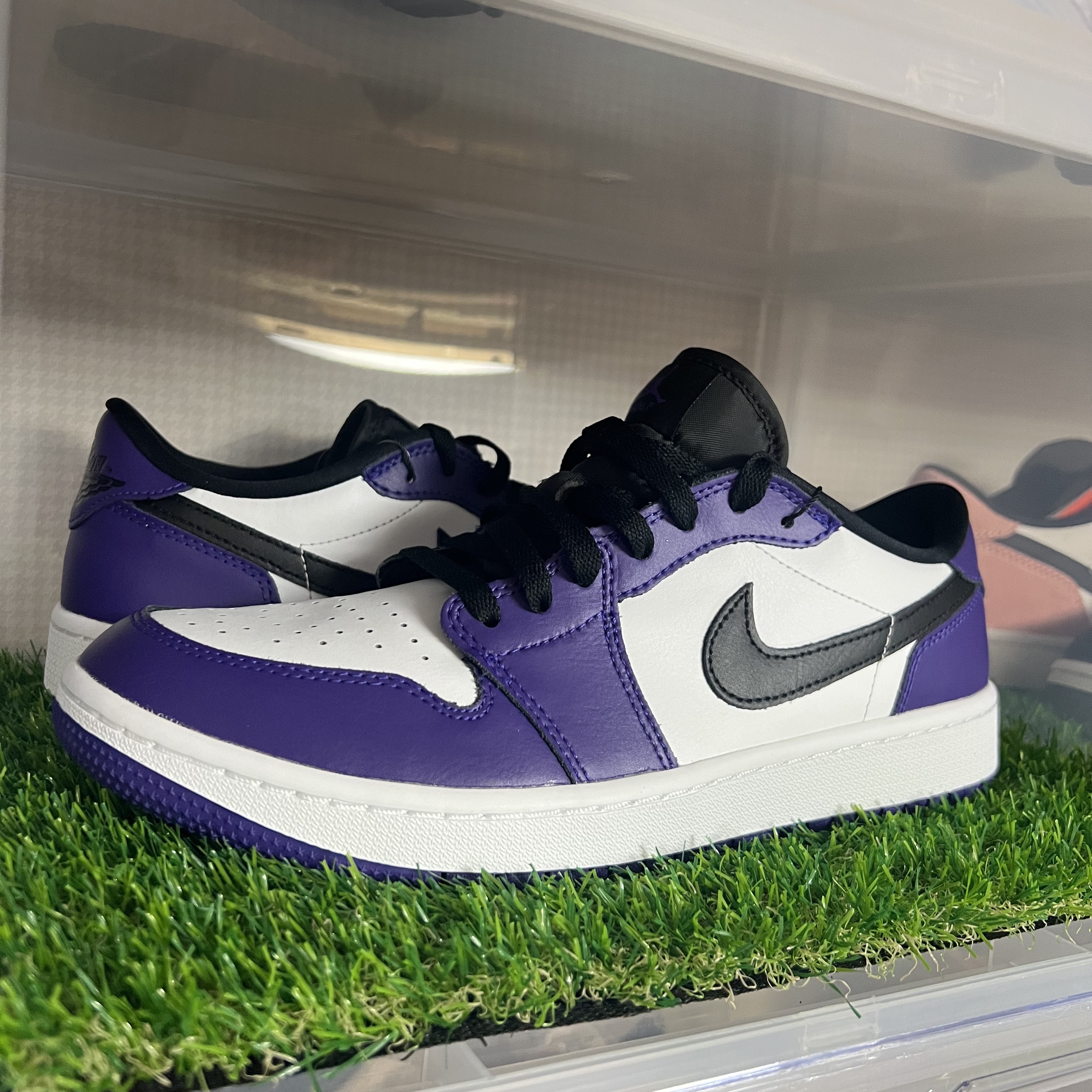 Jordan 1 Low Golf Court Purple 착용 스타일