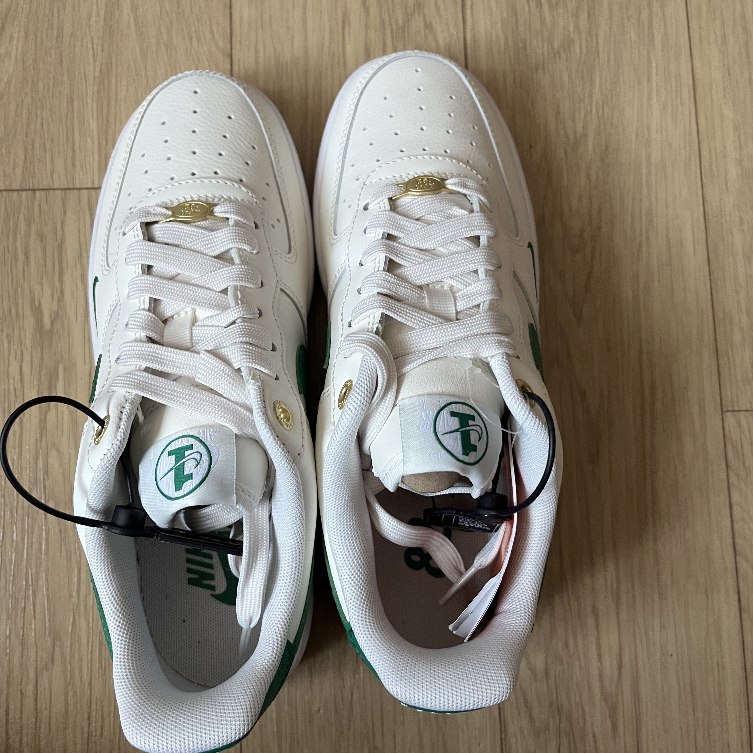 (W) Nike Air Force 1 '07 SE 40th Anniversary Join Forces Sail Malachite 착용 스타일 - 2