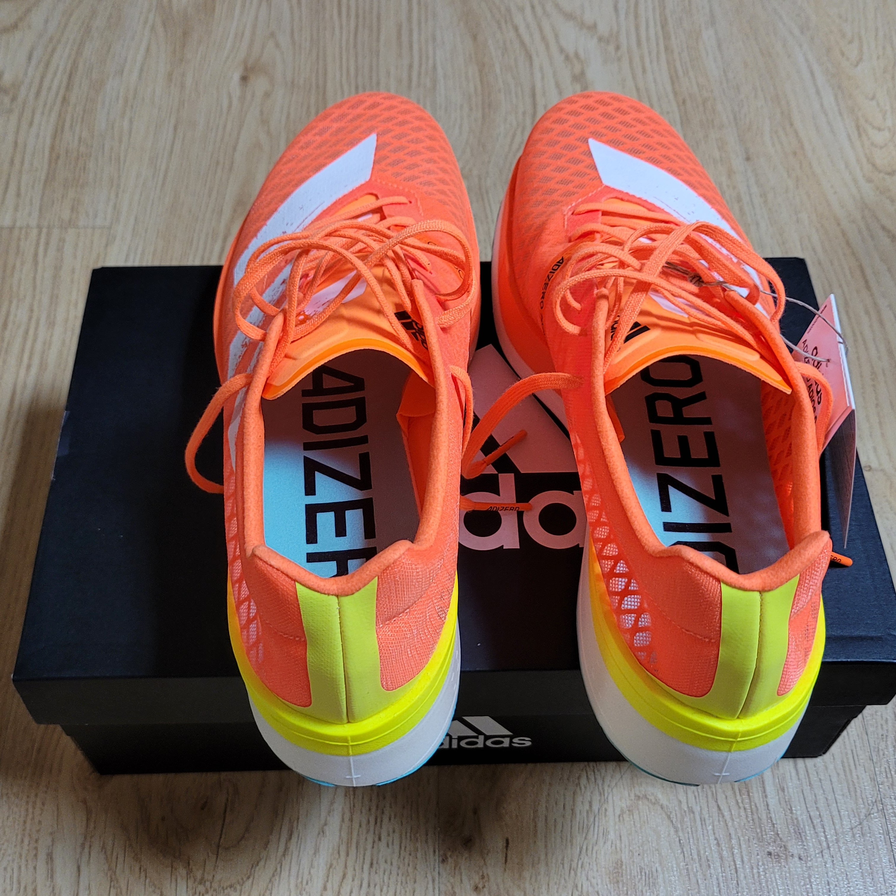 Adidas Adizero Adios Pro Dream Mile 착용 스타일 - 2