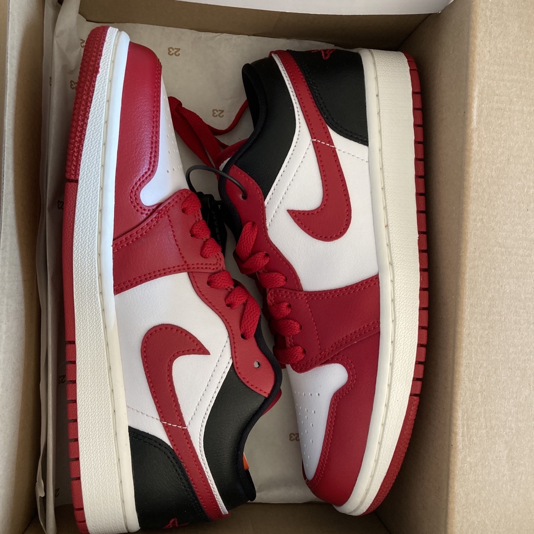 (W) Jordan 1 Low White Gym Red 착용 스타일