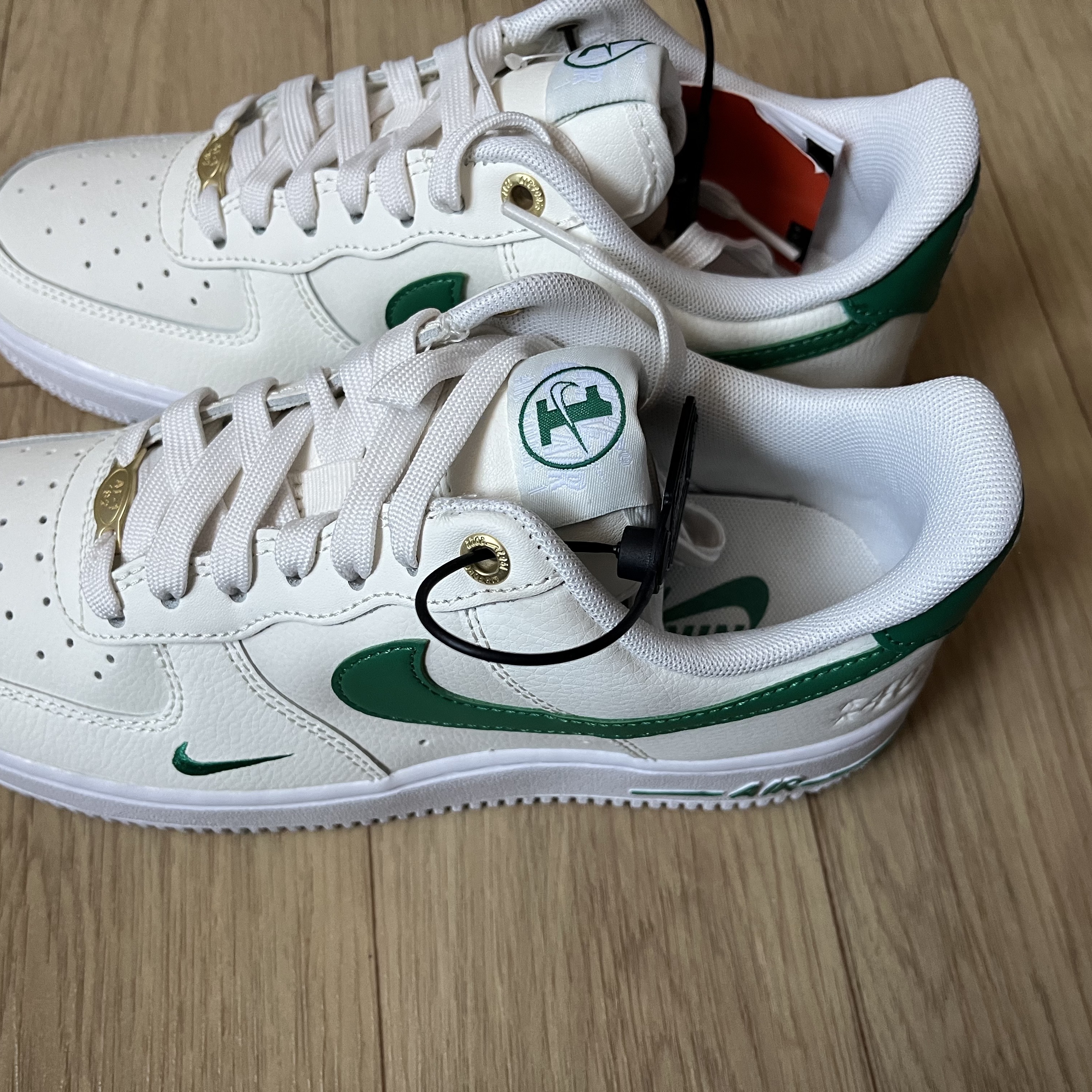 (W) Nike Air Force 1 '07 SE 40th Anniversary Join Forces Sail Malachite 착용 스타일 - 1