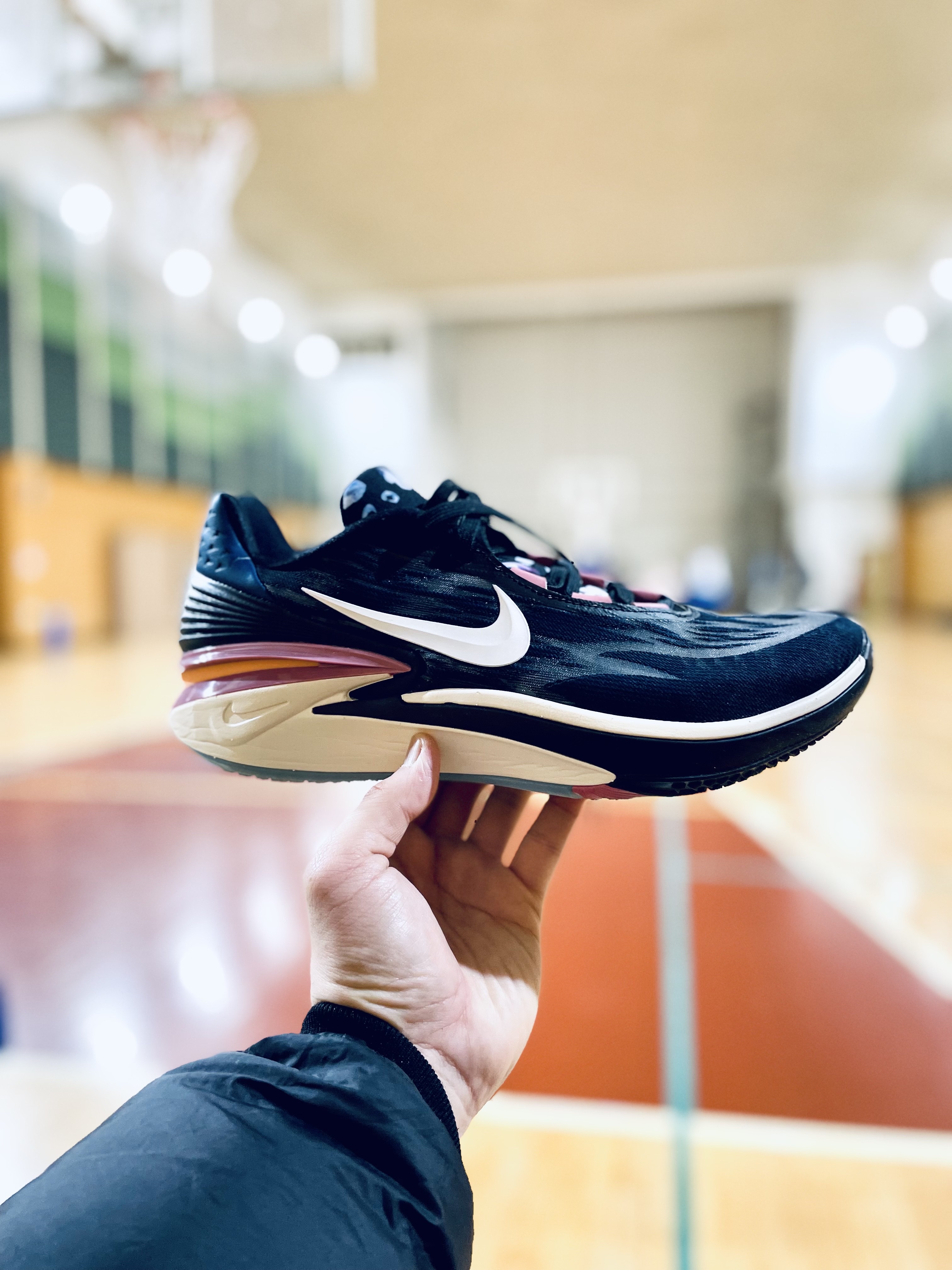 Nike Air Zoom GT Cut 2 Black Desert Berry 착용 스타일