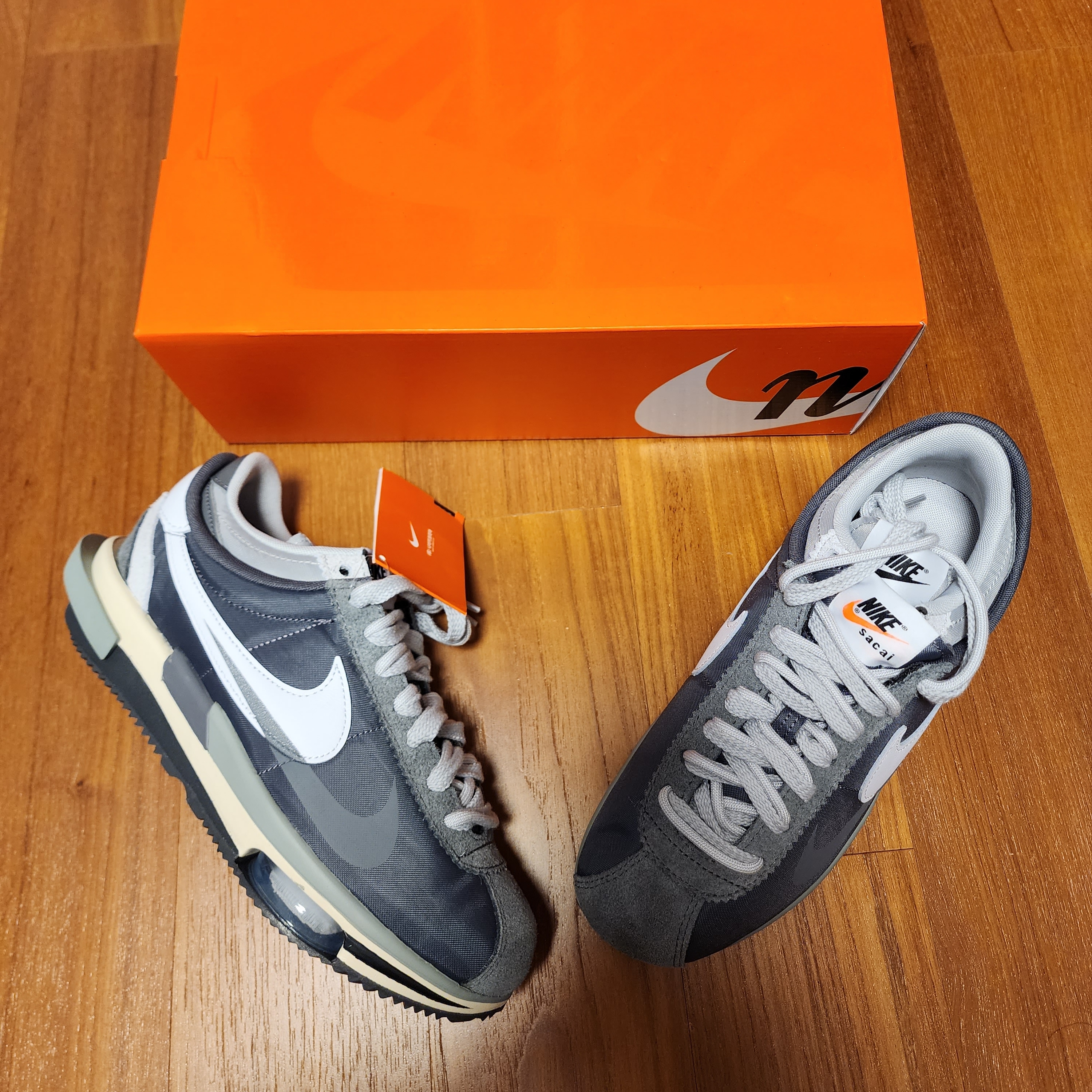 Nike x Sacai Zoom Cortez SP Iron Grey 착용 스타일 - 2