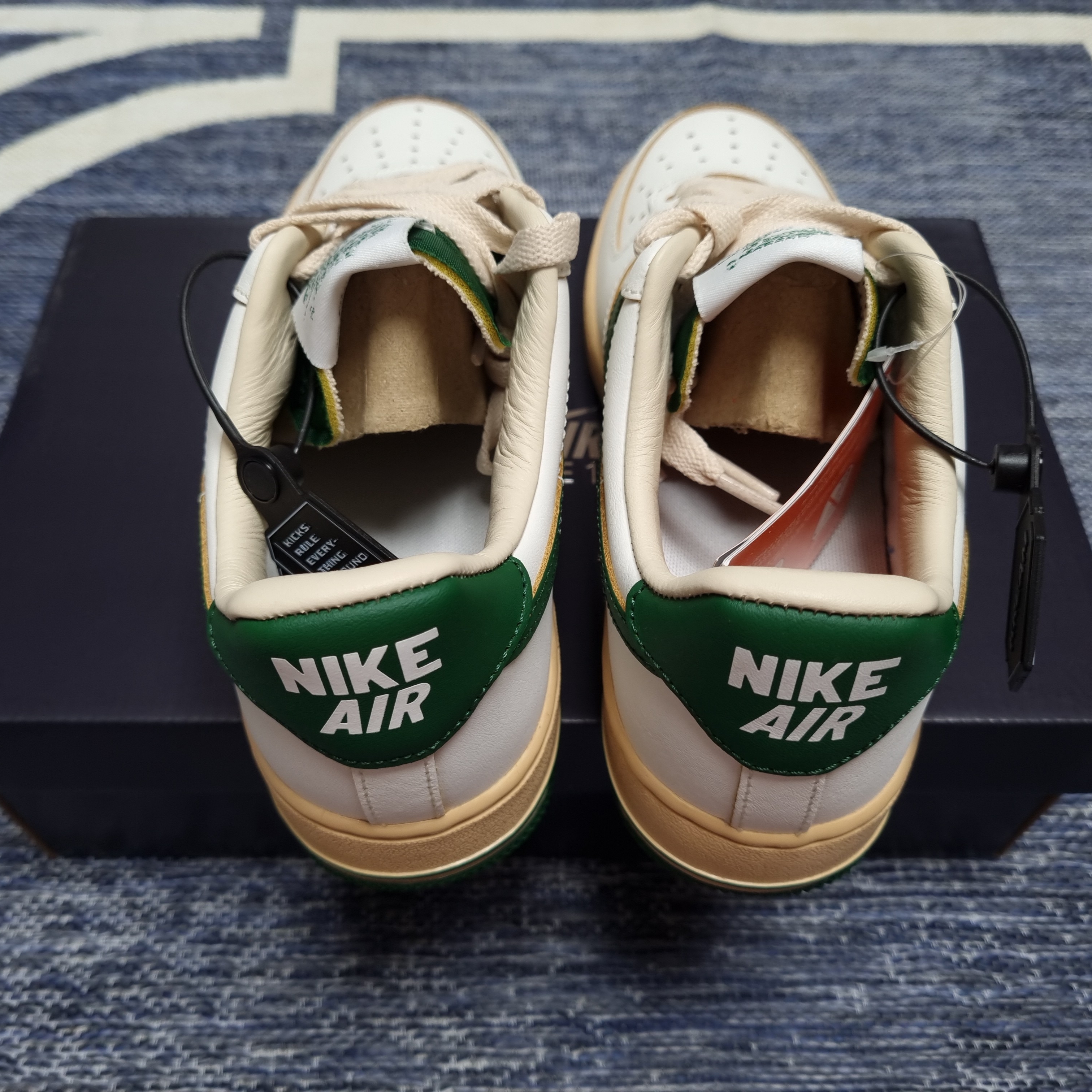 (W) Nike Air Force 1 Low Gorge Green 착용 스타일 - 4
