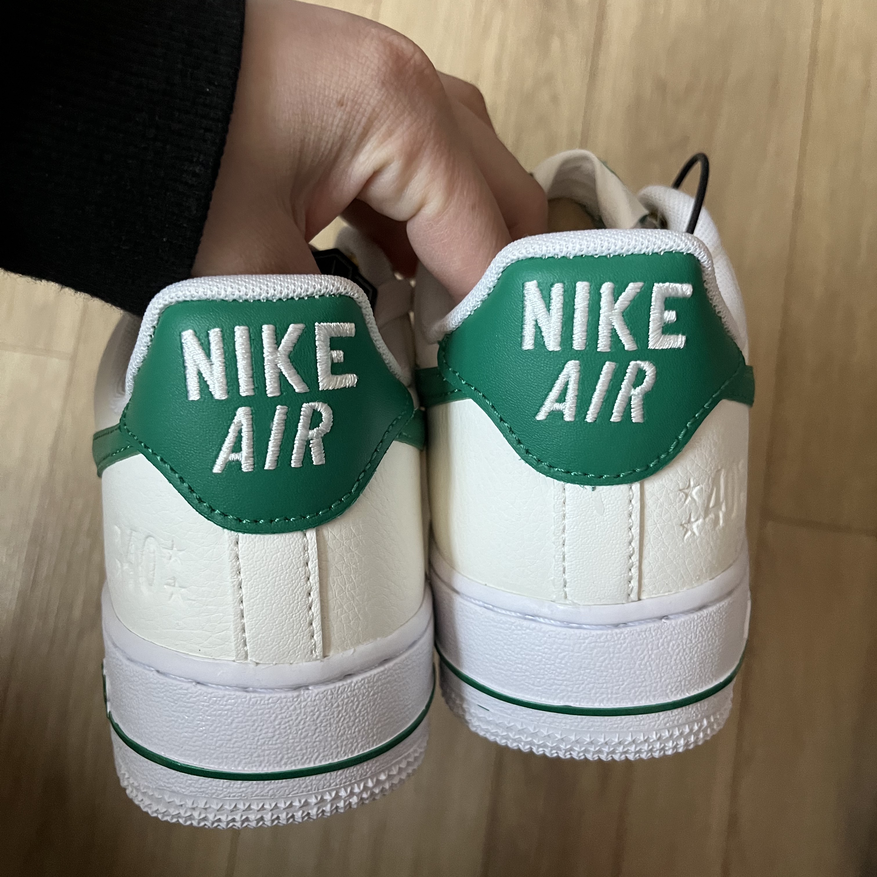(W) Nike Air Force 1 '07 SE 40th Anniversary Join Forces Sail Malachite 착용 스타일 - 4