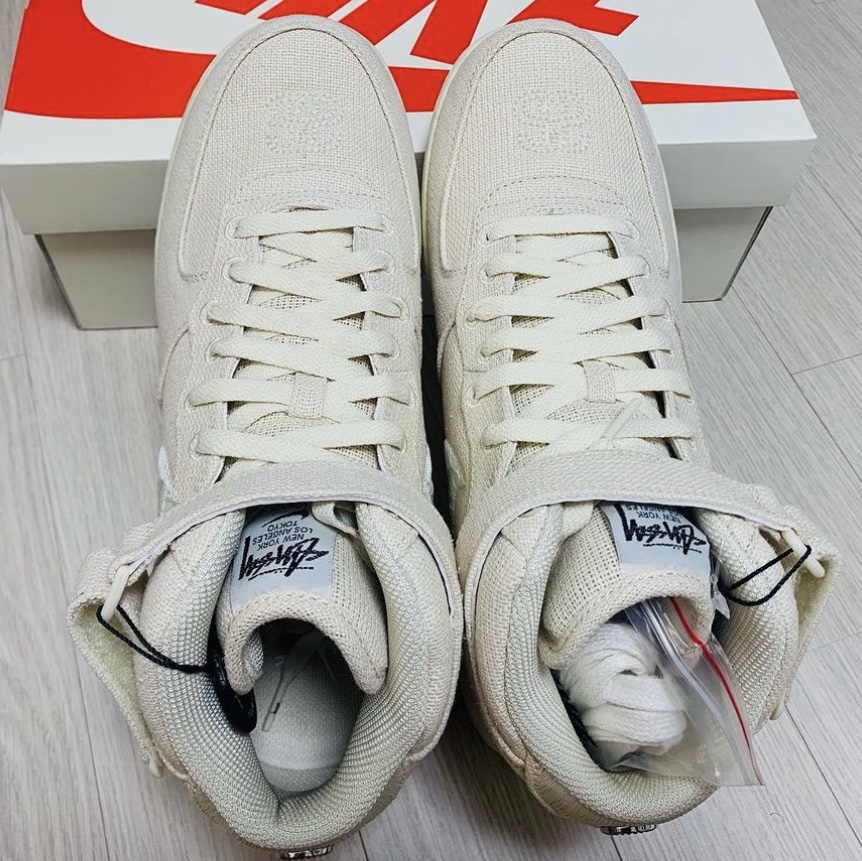 Nike x Stussy Air Force 1 '07 Mid SP Fossil 착용 스타일 - 2