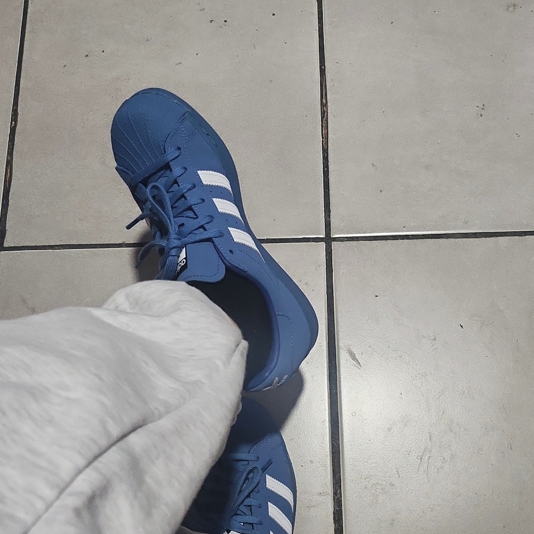 Adidas x Atmos x Daiki Tsuneta Superstar Altered Blue 착용 스타일 - 1