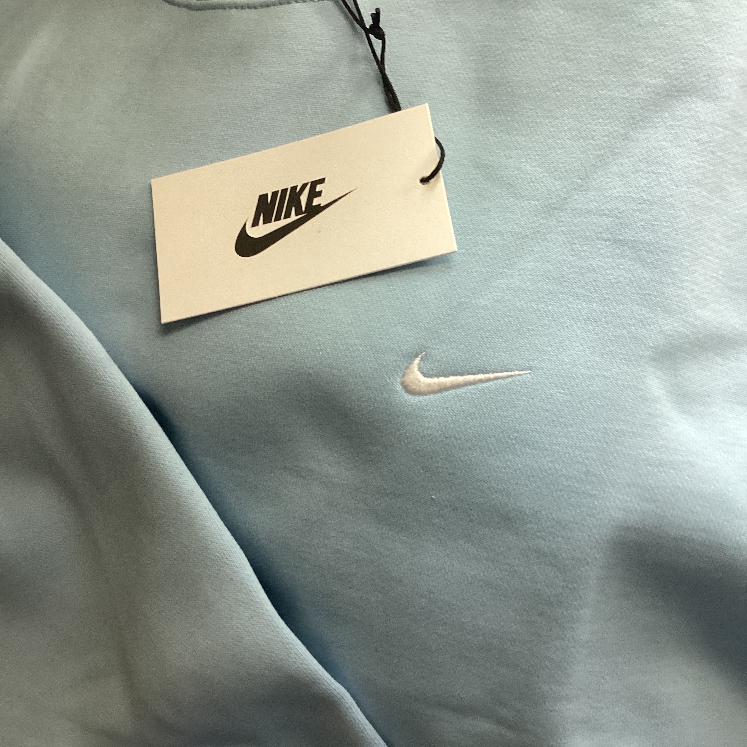 Nike NRG Solo Swoosh Crew Fleece Psychic Blue - US/EU 착용 스타일