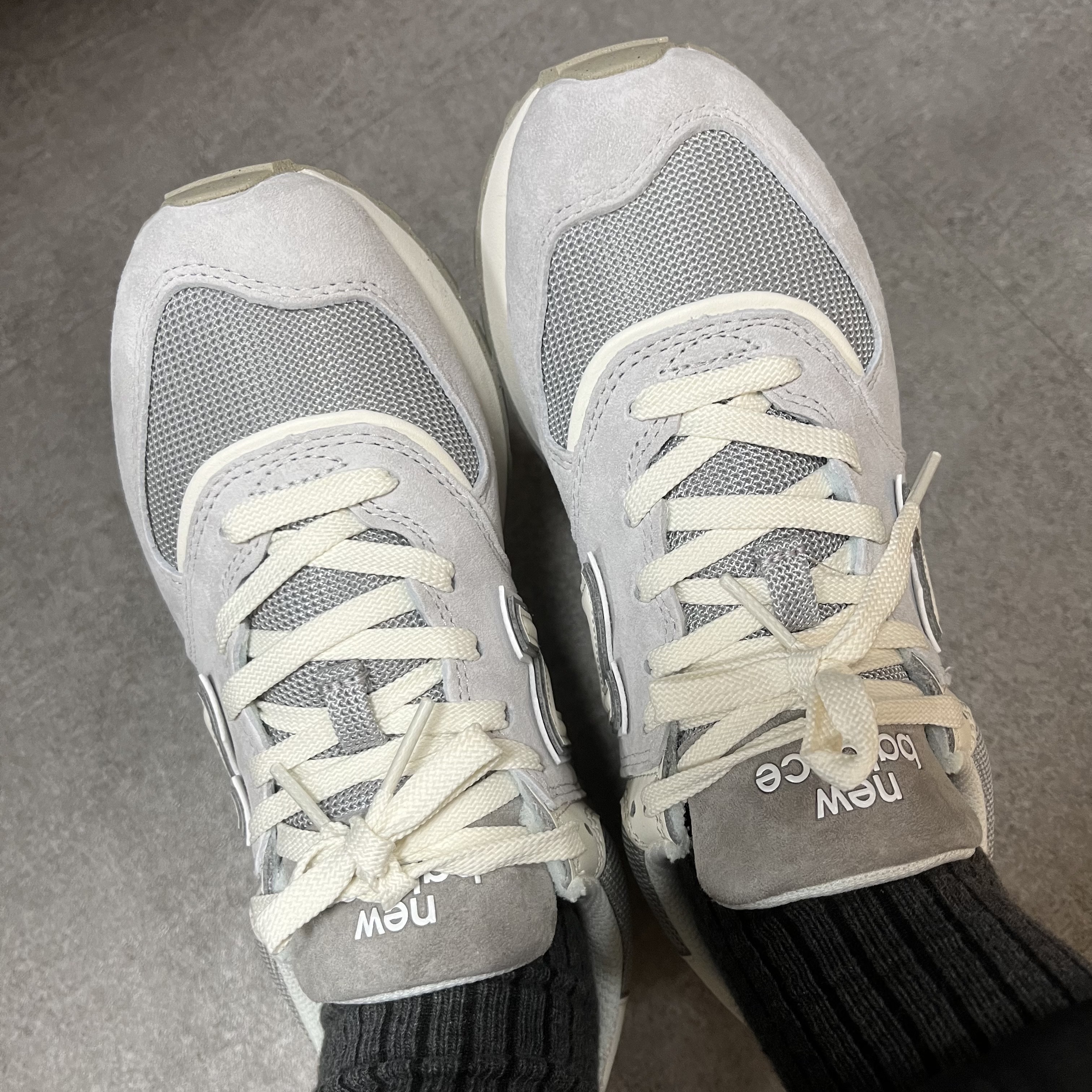 New Balance 530 Steel Blue 착용 스타일