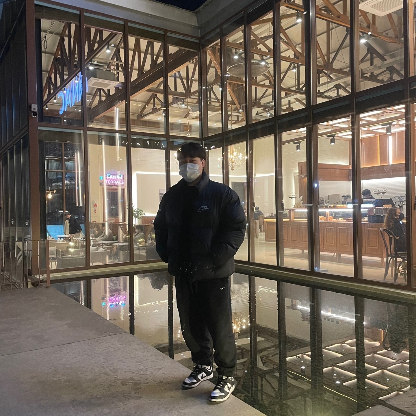Supreme x Nike Reversible Puffy Jacket Black - 21SS, Nike Dunk Low Retro Black 착용 스타일 - 2