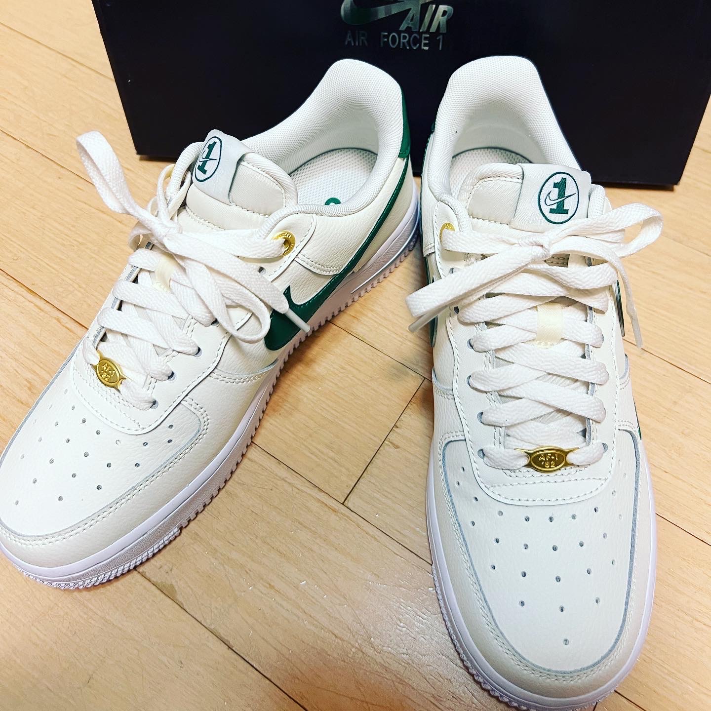 Nike Air Force 1 '07 LV8 40th Anniversary Join Forces Sail Malachite 착용 스타일 - 2