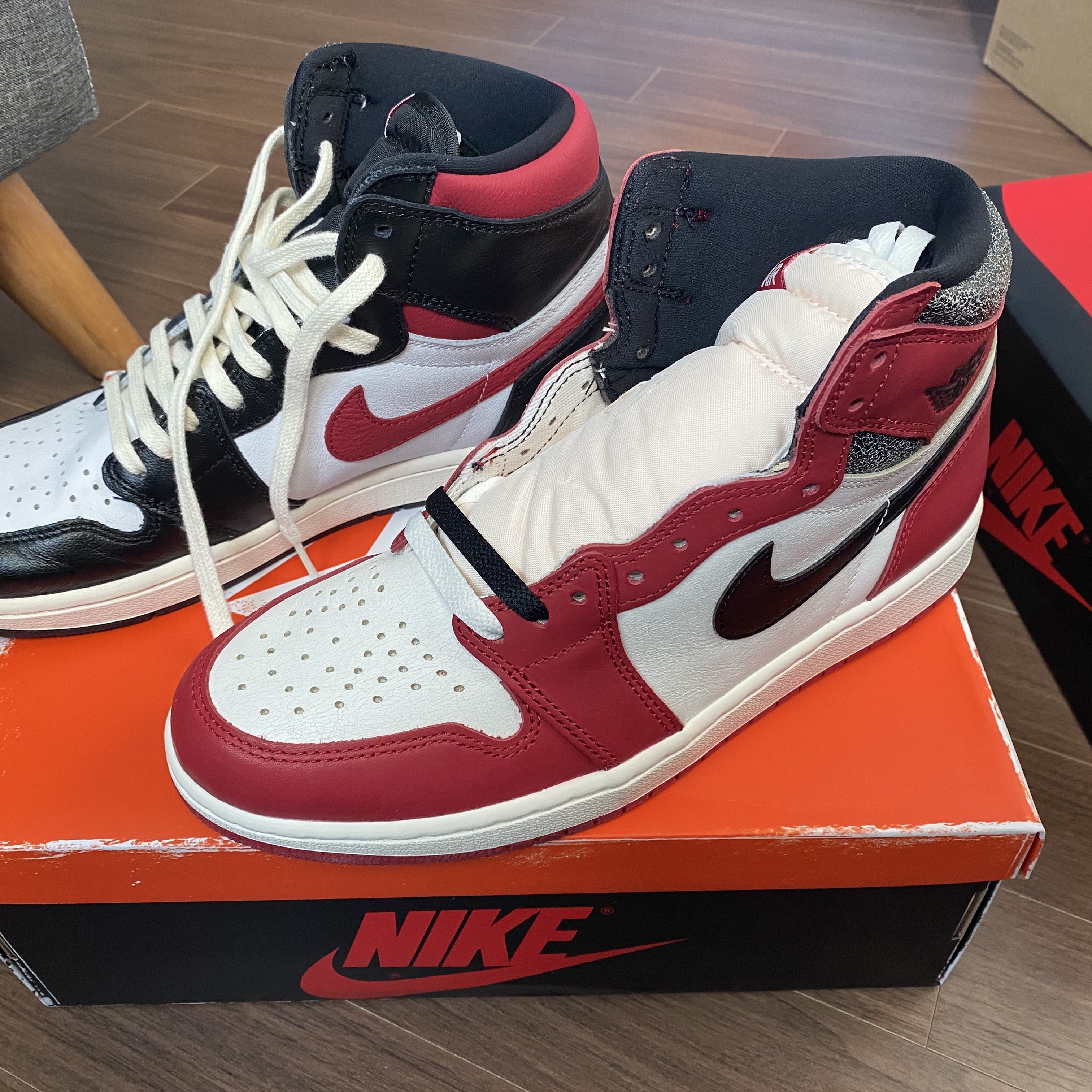 Jordan 1 Retro High OG Gym Red, Jordan 1 Retro High OG Chicago 2022 착용 스타일