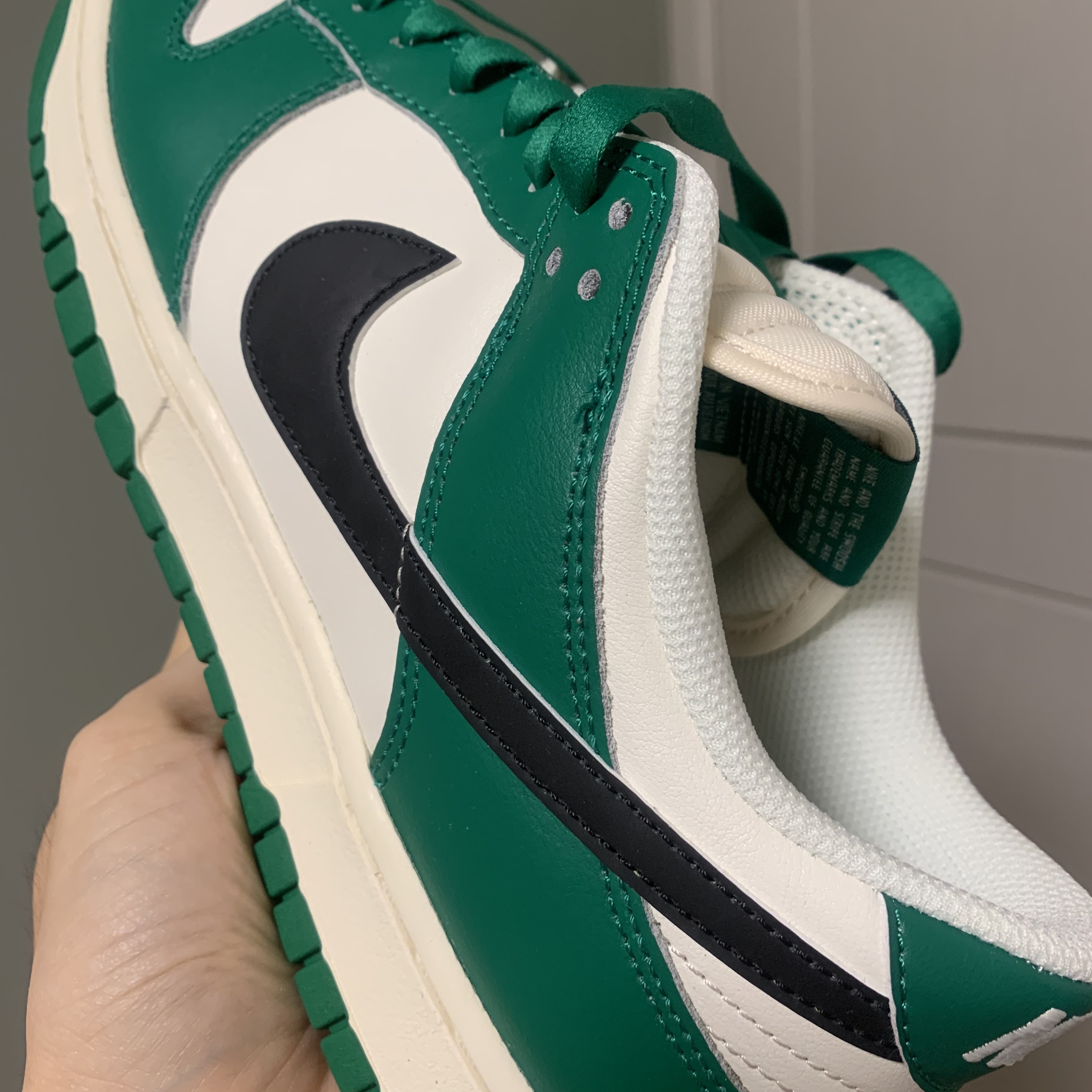 Nike Dunk Low Retro SE Jackpot Malachite 착용 스타일 - 1