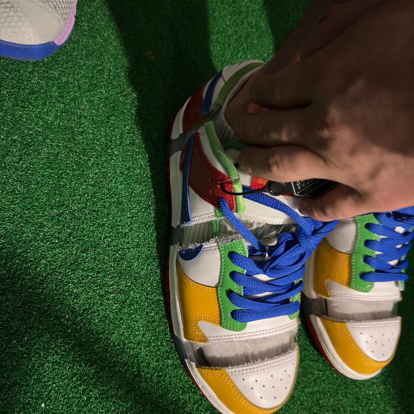 Nike SB Dunk Low Sandy 착용 스타일