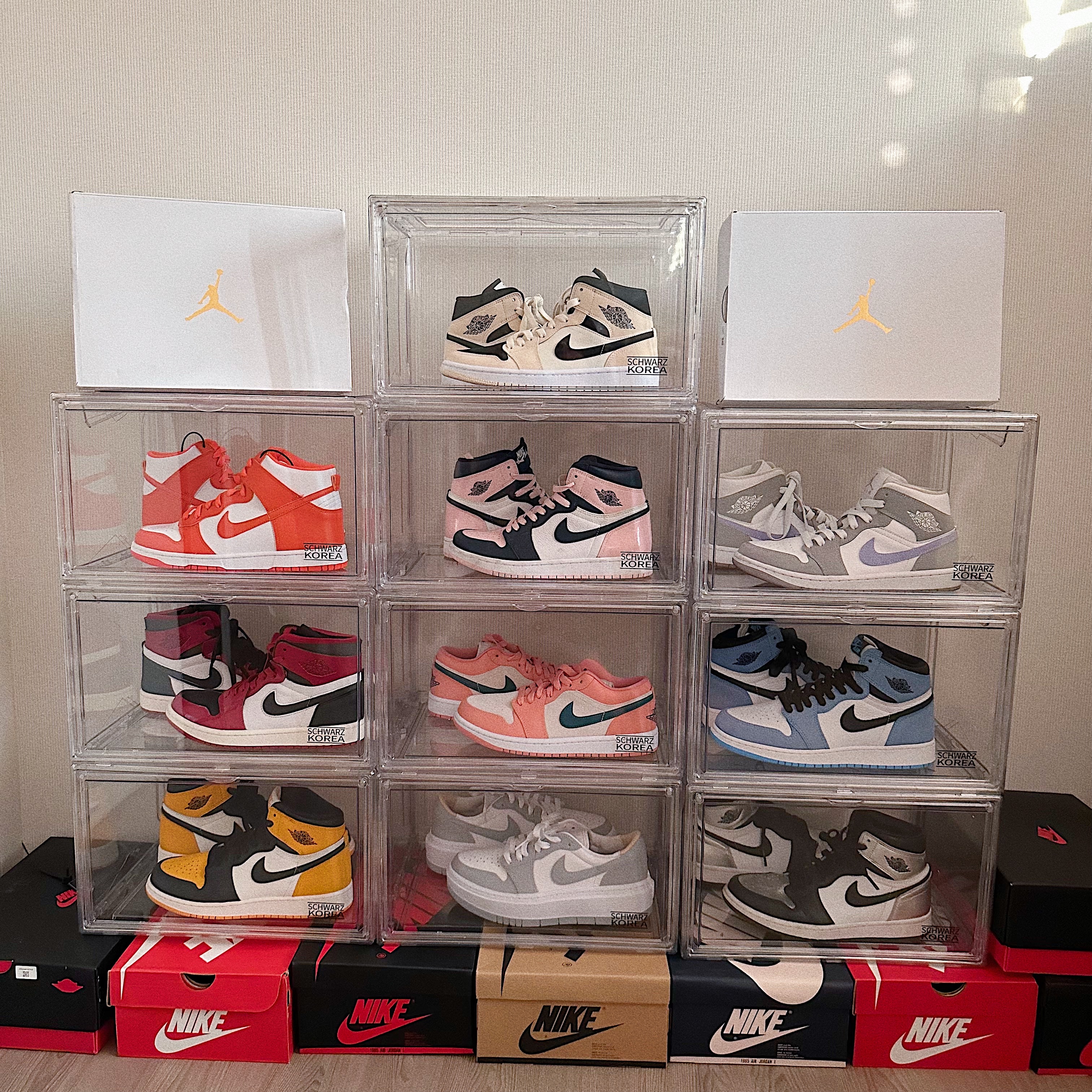 (W) Jordan 1 Zoom Air CMFT Gym Red Black, Nike Dunk High Retro Orange Blaze 착용 스타일