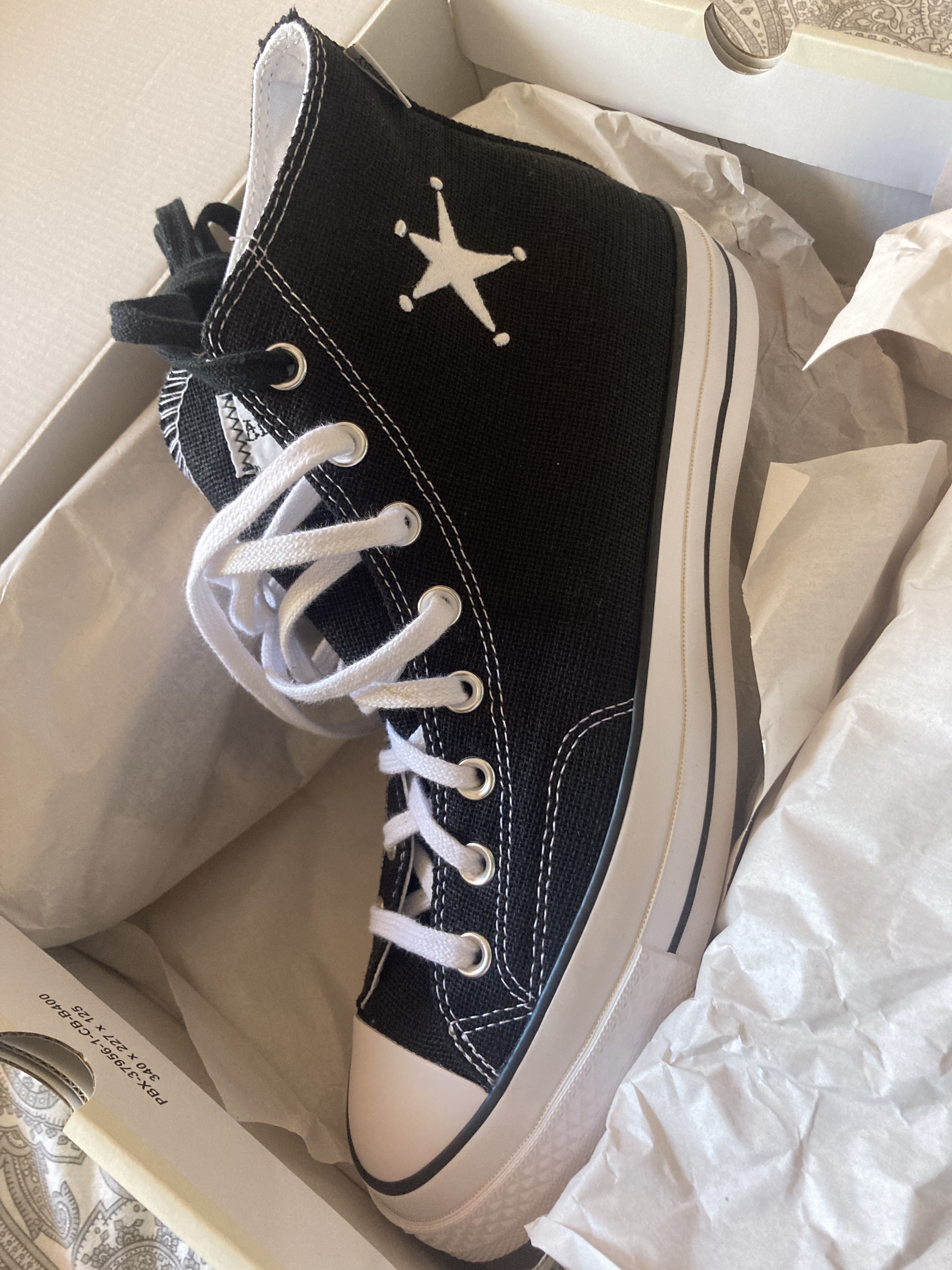 Converse x Stussy Chuck 70 High Black 착용 스타일 - 3