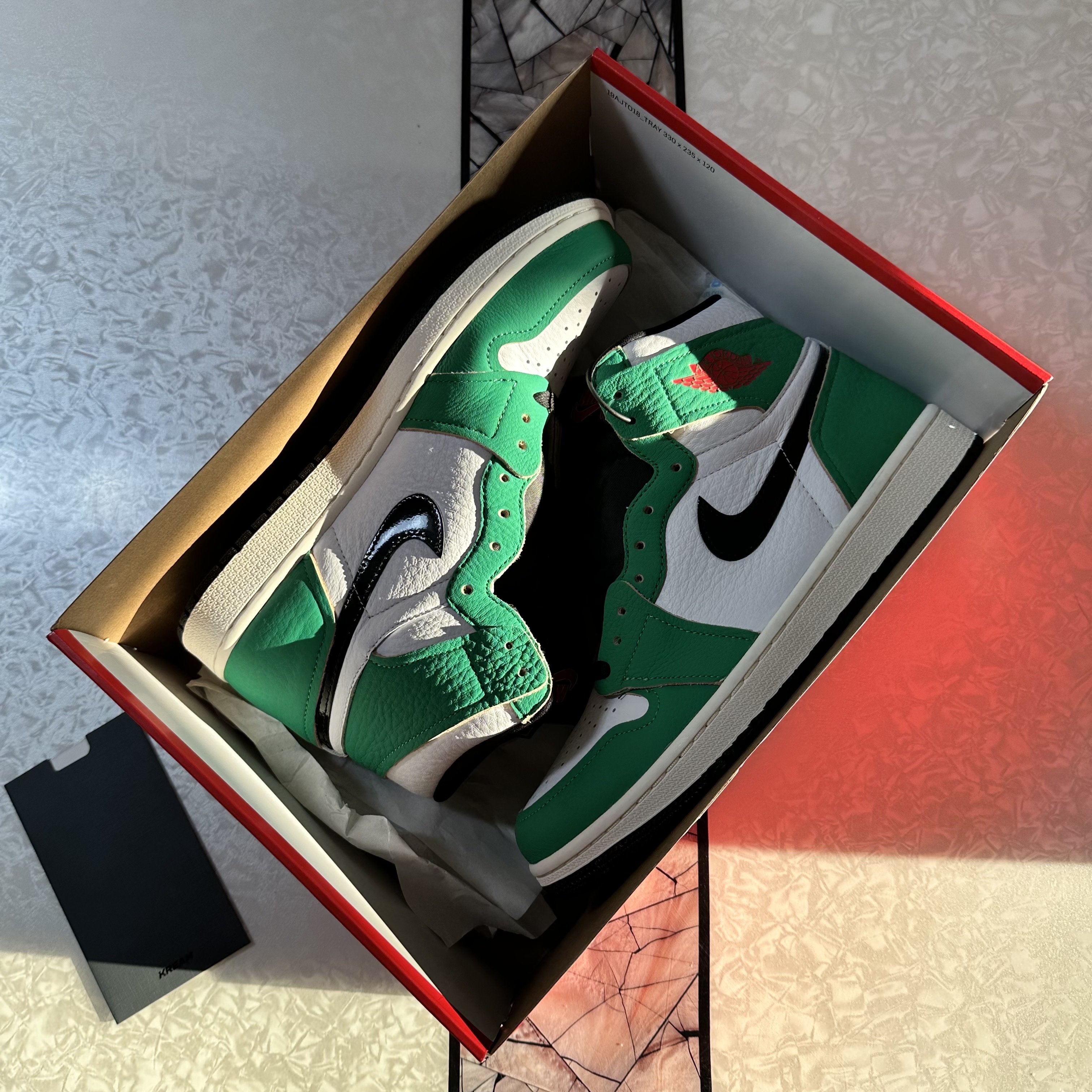 (W) Jordan 1 Retro High OG Lucky Green 착용 스타일
