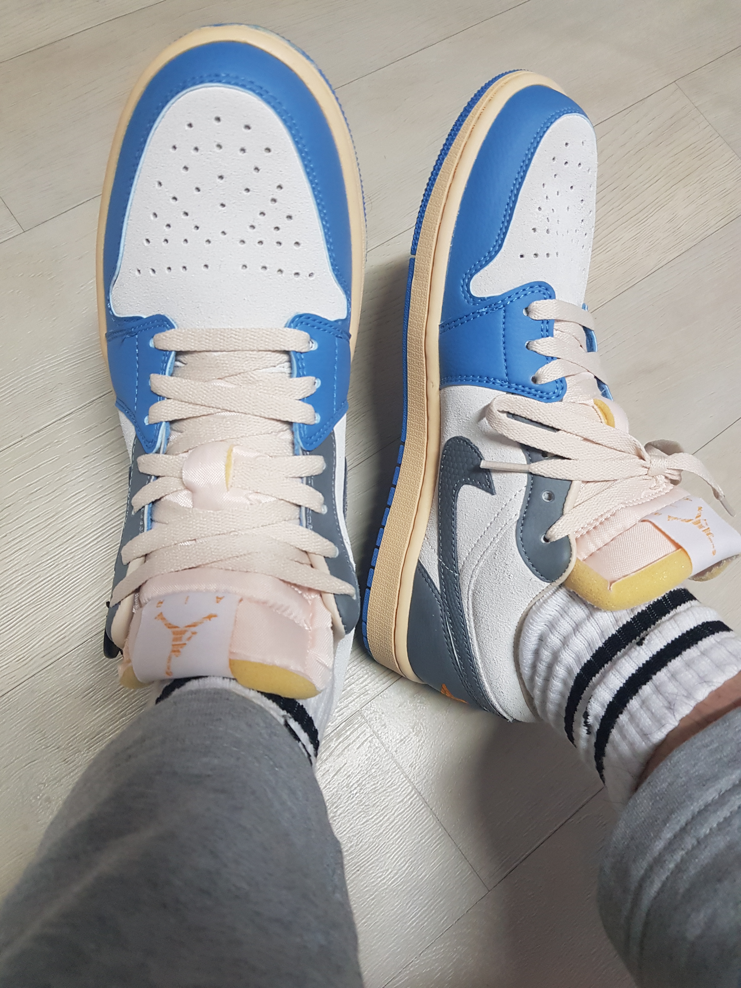 Jordan 1 Low SE Tokyo 96 착용 스타일